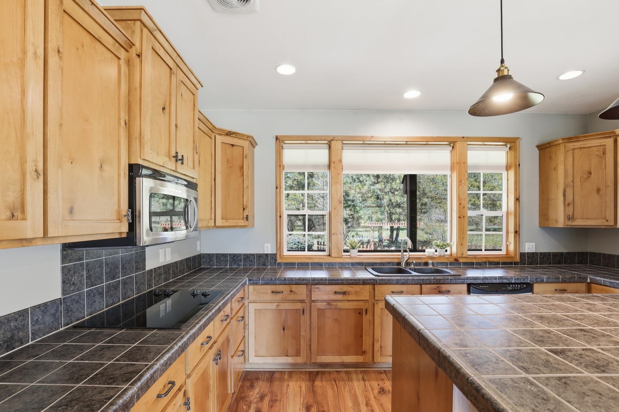 5910 N Garfield Rd - Photo 8