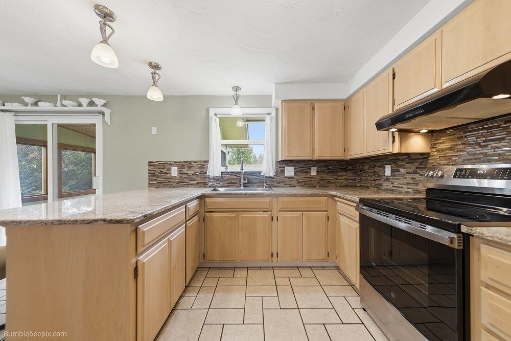 11816 E 14th Ave - Photo 24