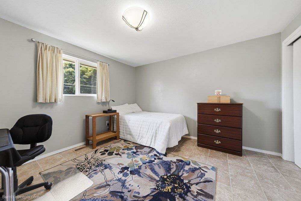 11816 E 14th Ave - Photo 28