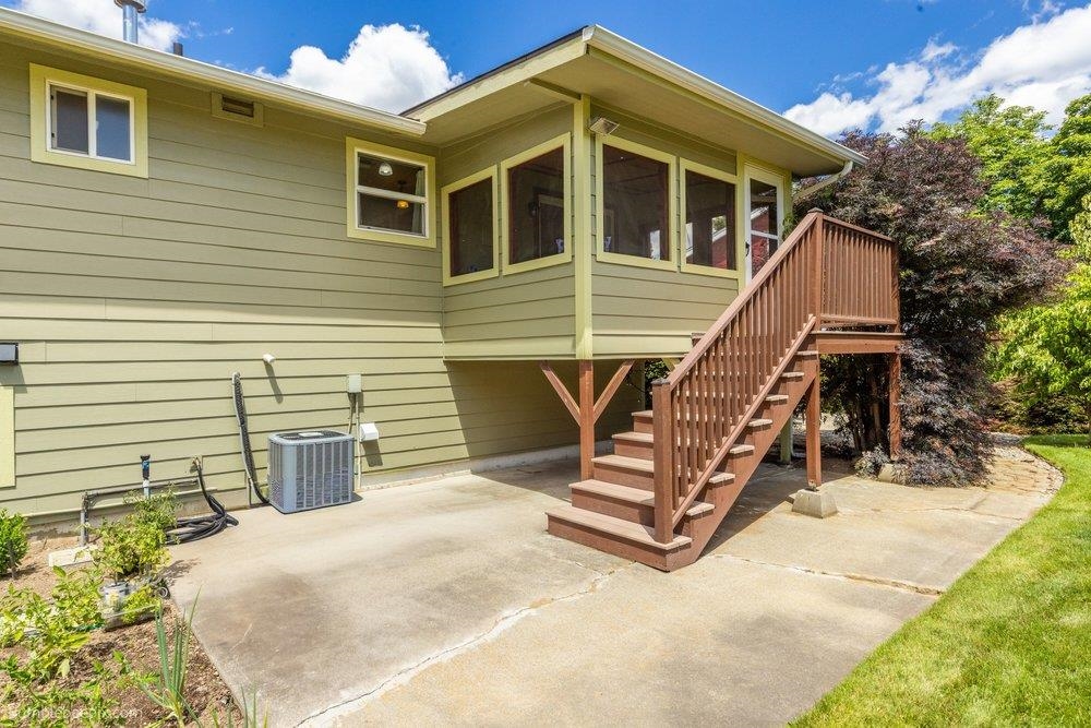 11816 E 14th Ave - Photo 15