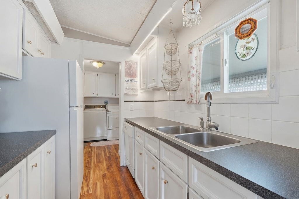 3231 W Boone, 3 Ave - Photo 10