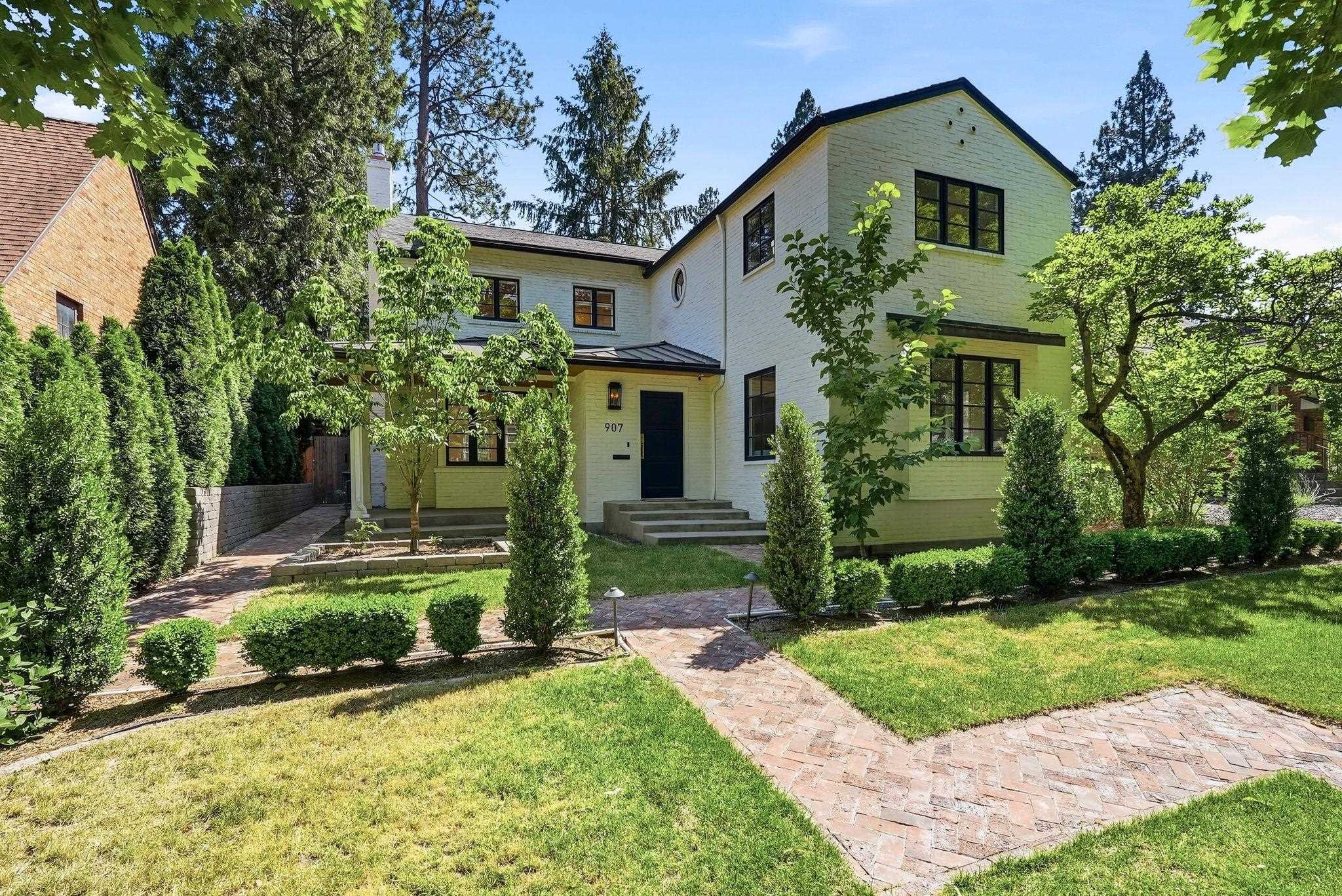 907 W 20TH Ave - Photo 2