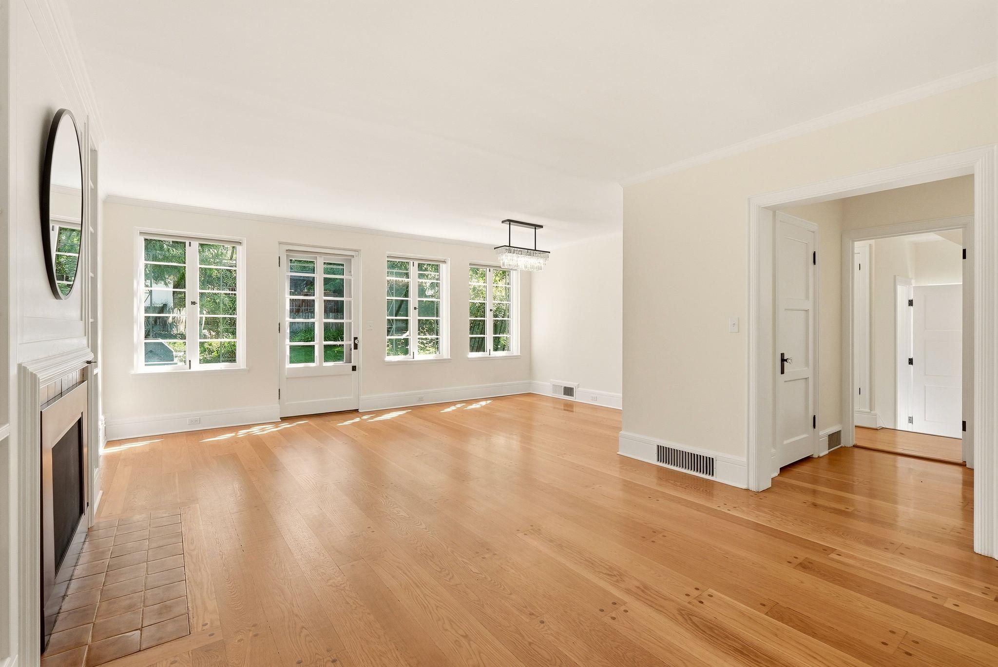 907 W 20TH Ave - Photo 10