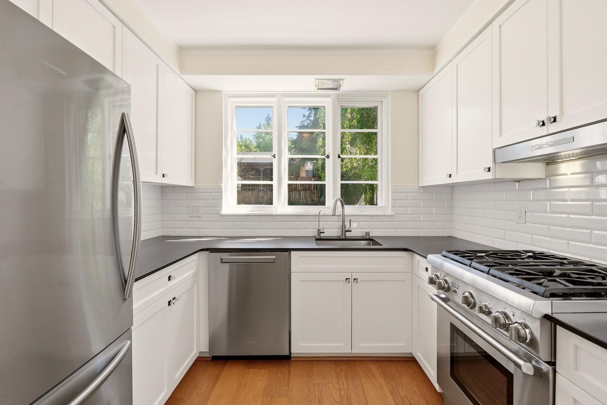 907 W 20TH Ave - Photo 16