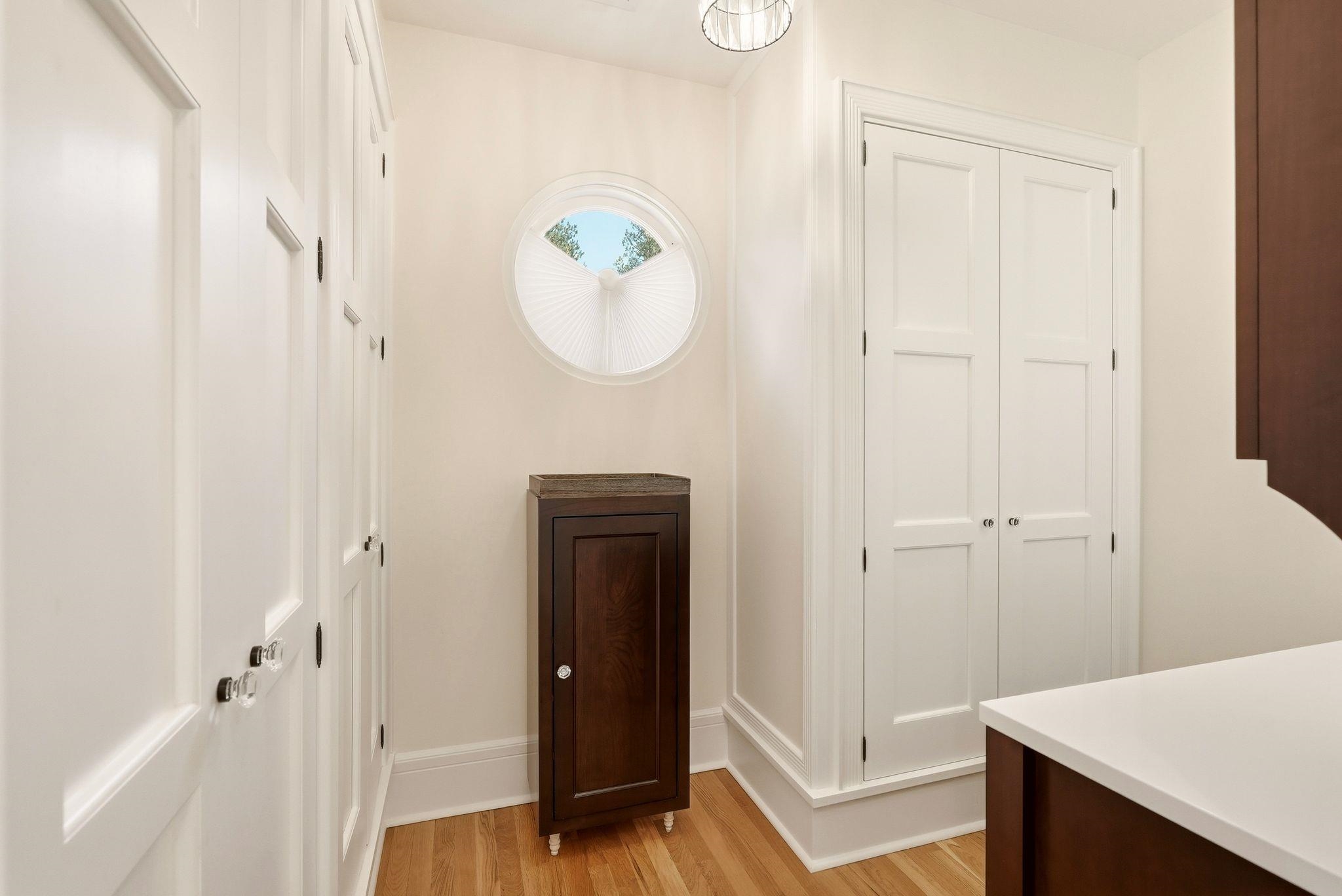 907 W 20TH Ave - Photo 27