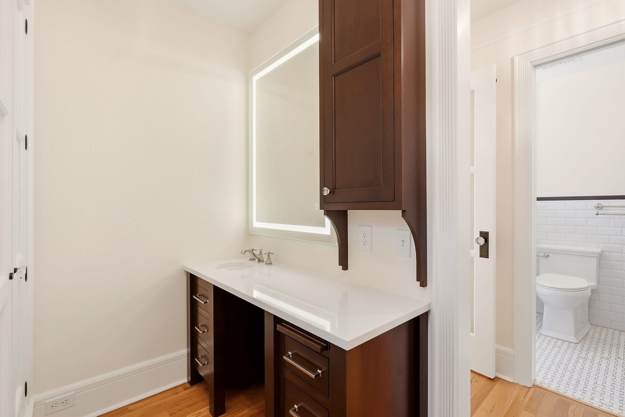 907 W 20TH Ave - Photo 28