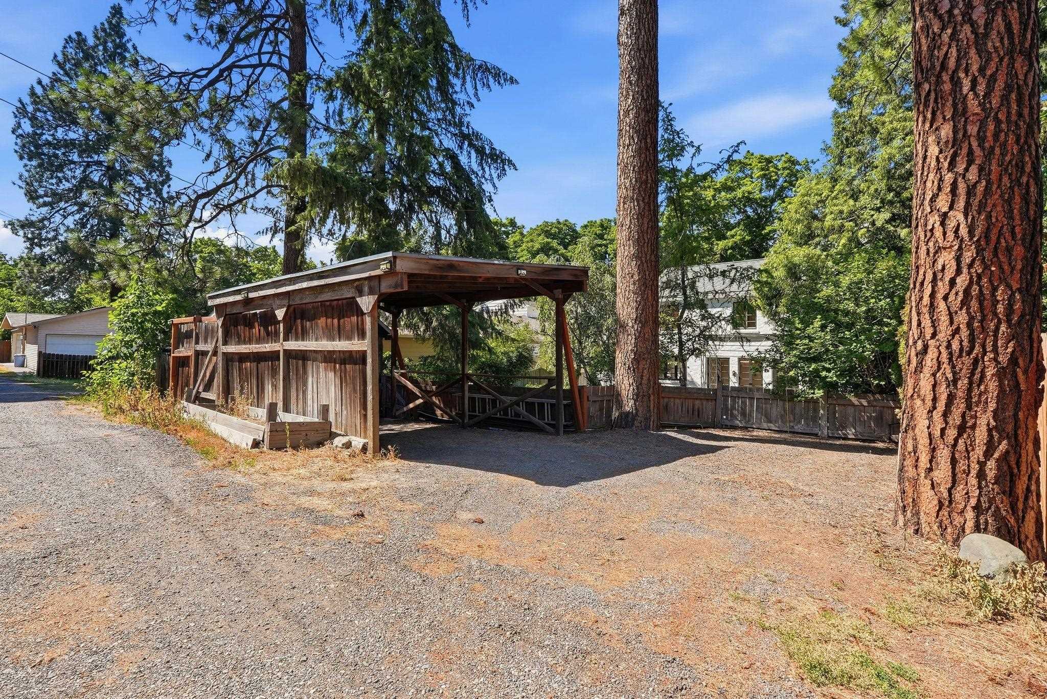 907 W 20TH Ave - Photo 44