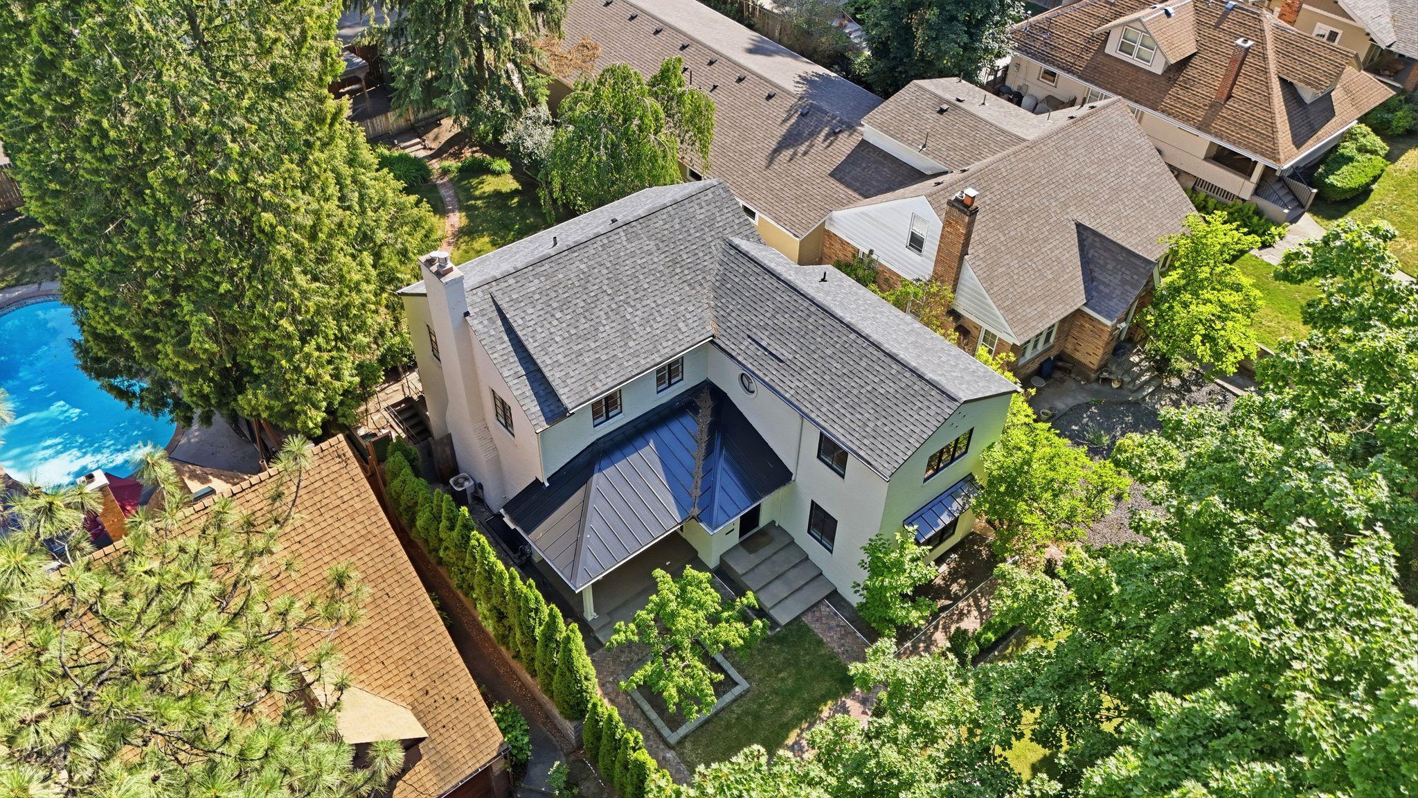 907 W 20TH Ave - Photo 45