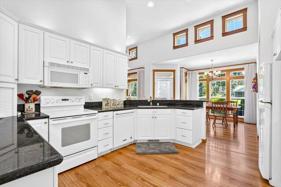 627 Palmer Ln - Photo 11