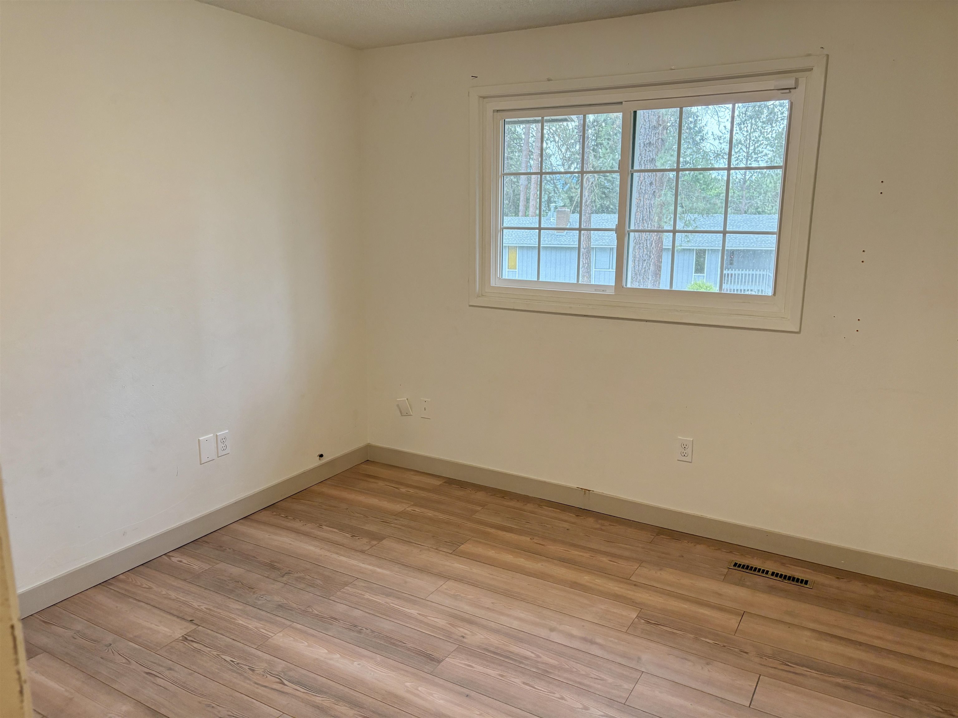 13107 E 25th Ave - Photo 11