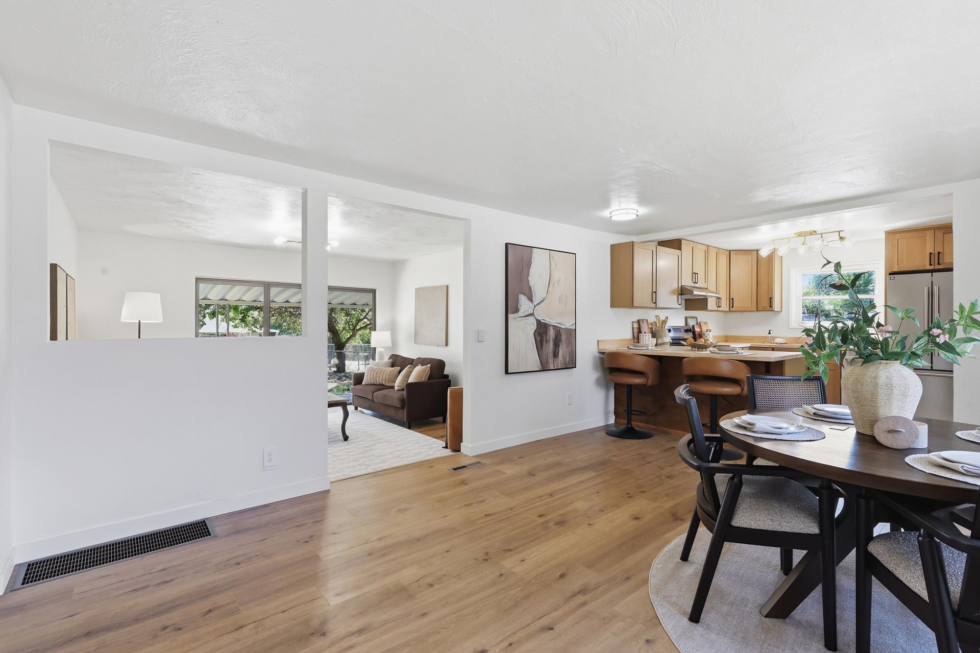 2839 W Sanson Ave - Photo 5