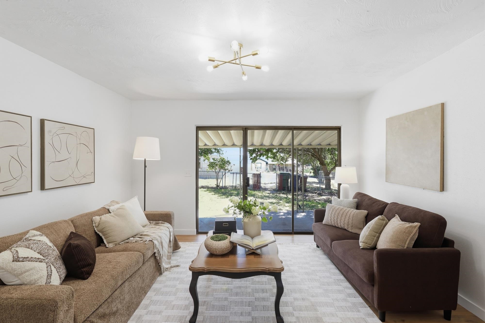 2839 W Sanson Ave - Photo 3