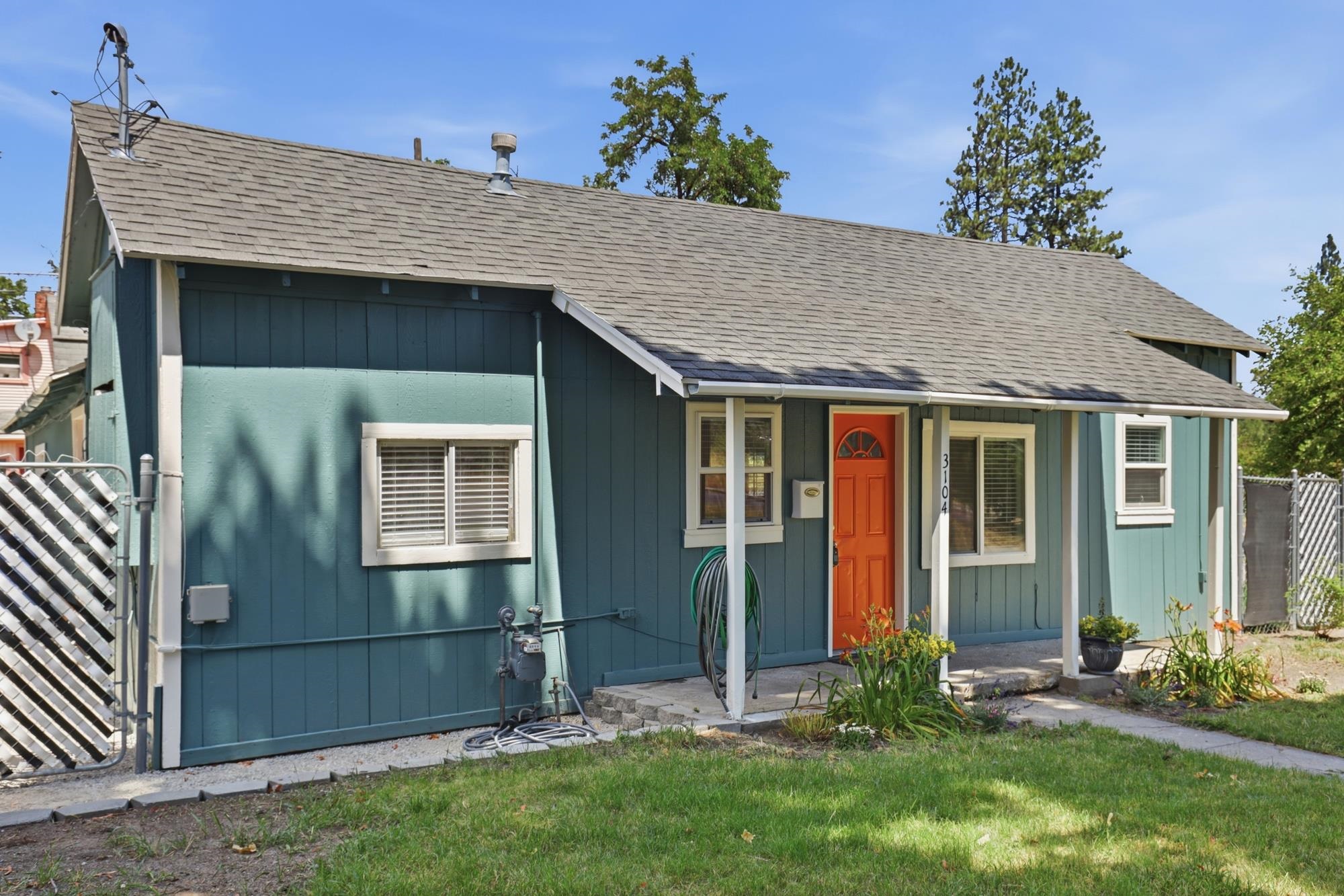 3104 W 6th Ave - Photo 2