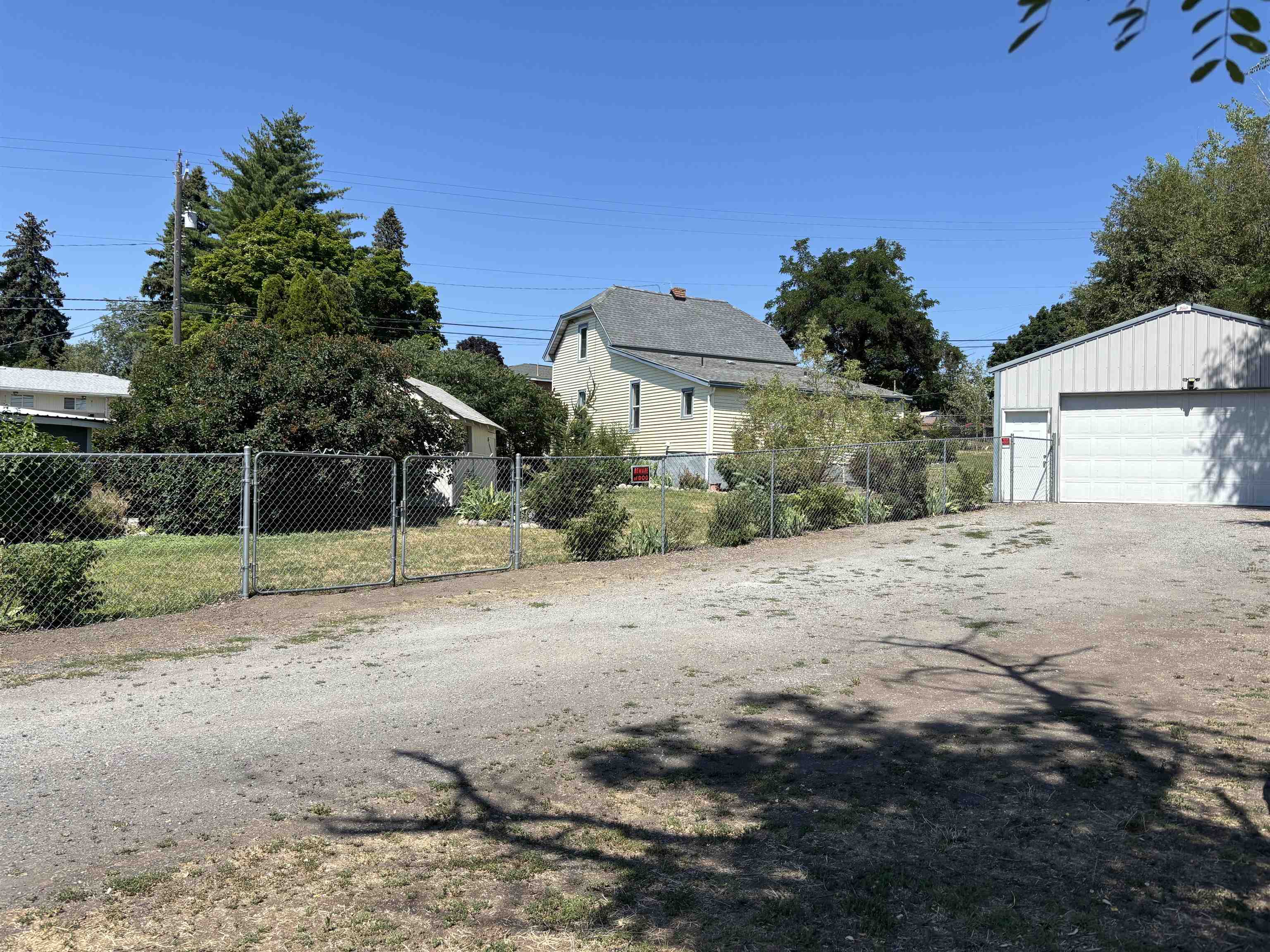 2030 N Perry St - Photo 5