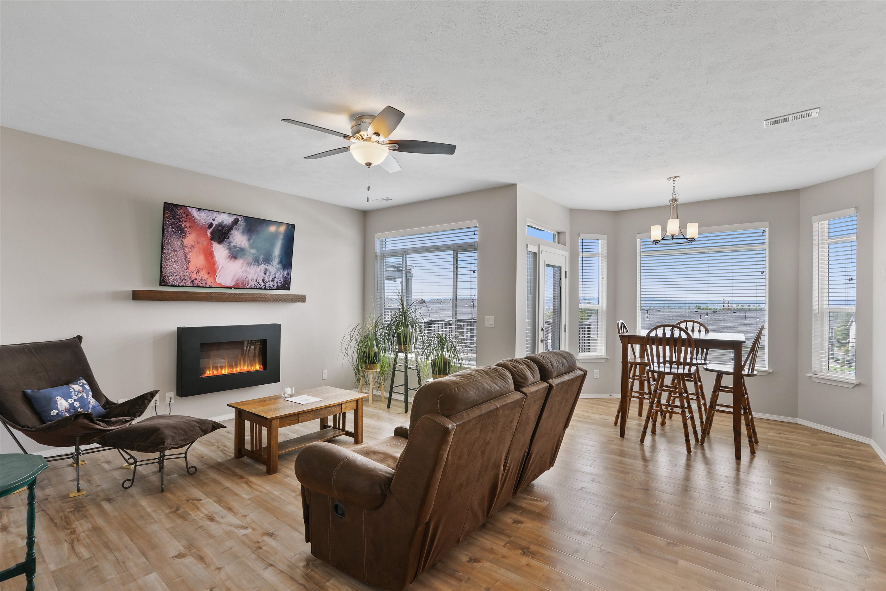 8553 N James Dr - Photo 4