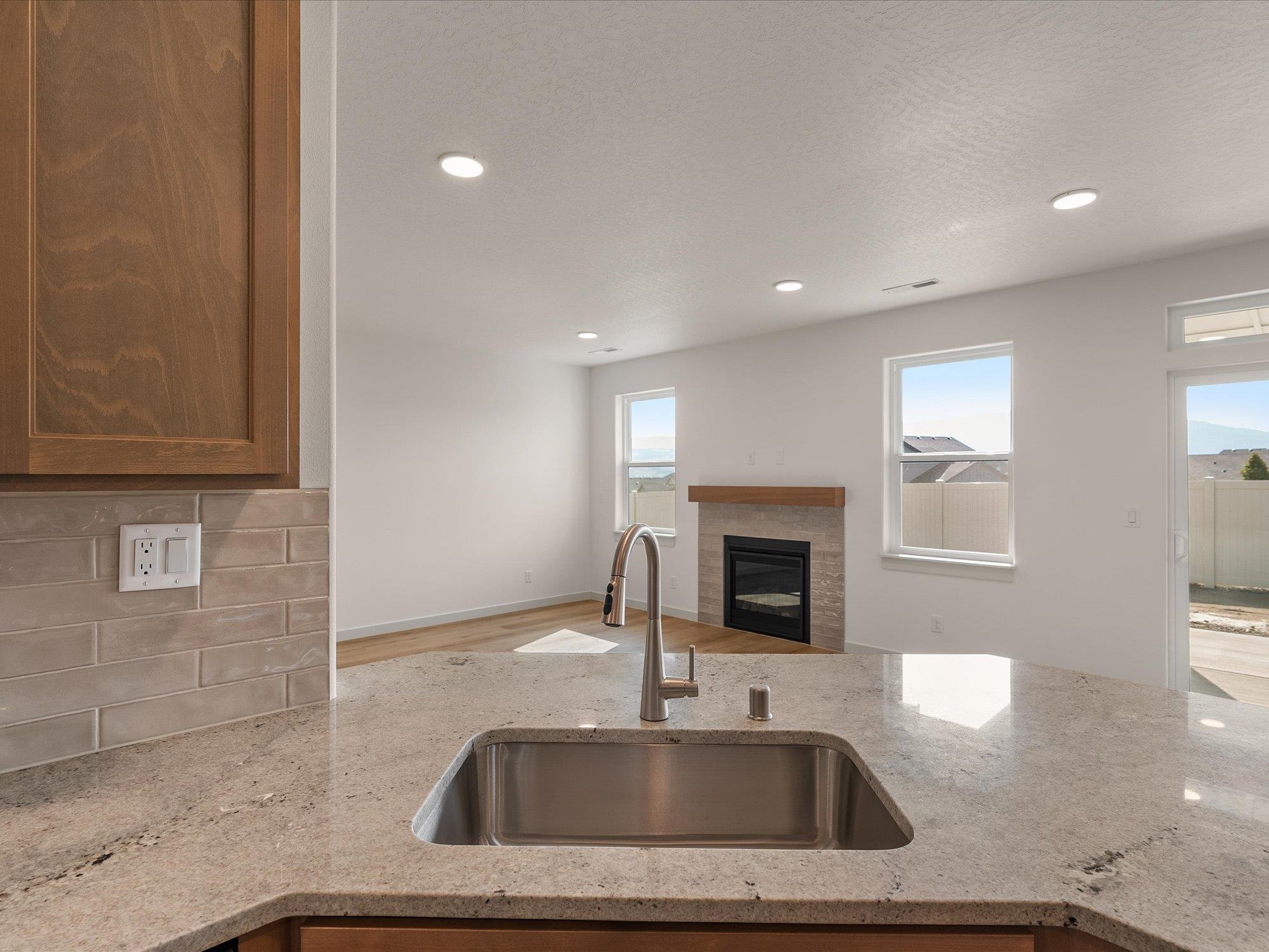 1533 W 67th Ave - Photo 12