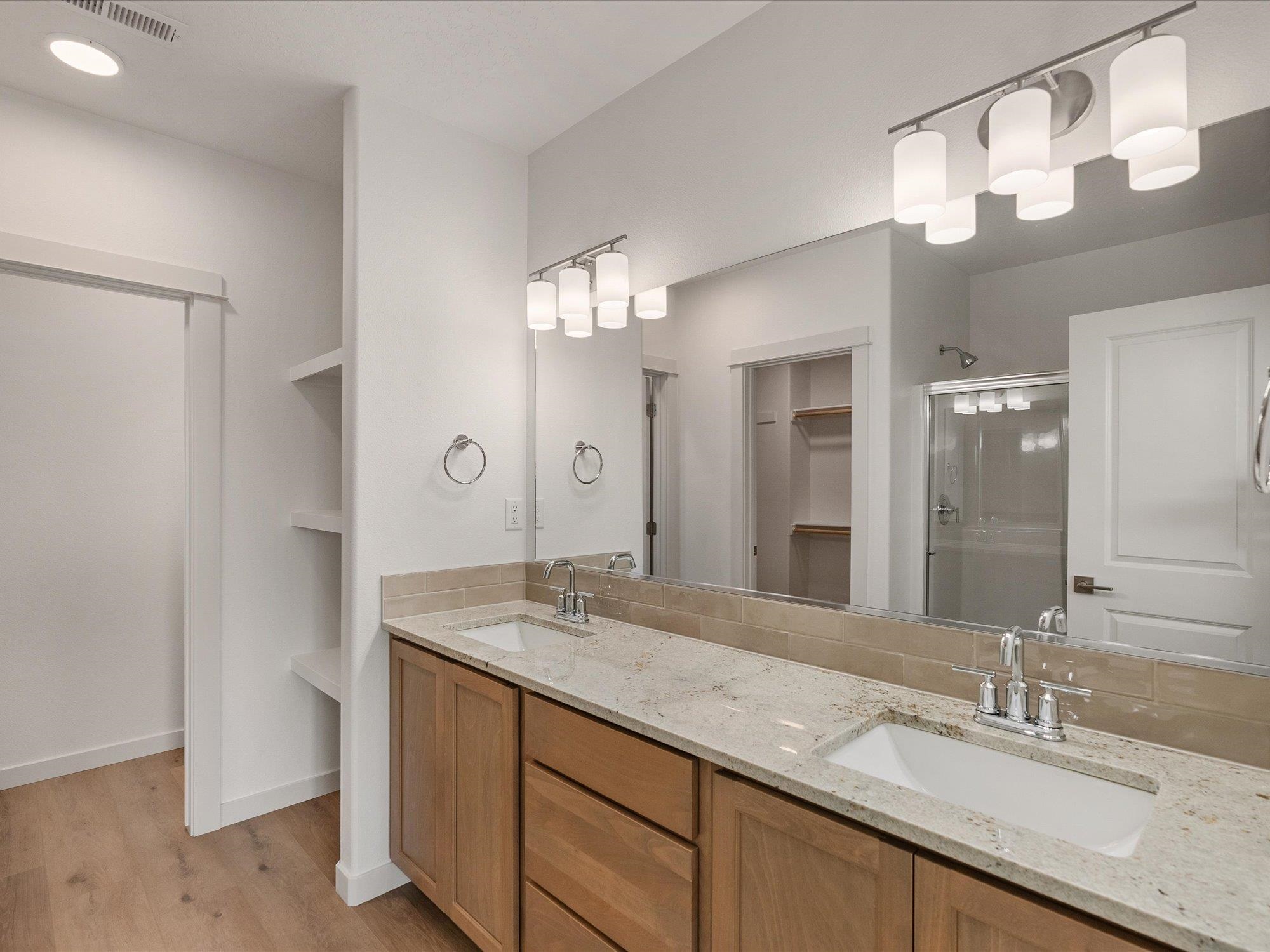 1533 W 67th Ave - Photo 18