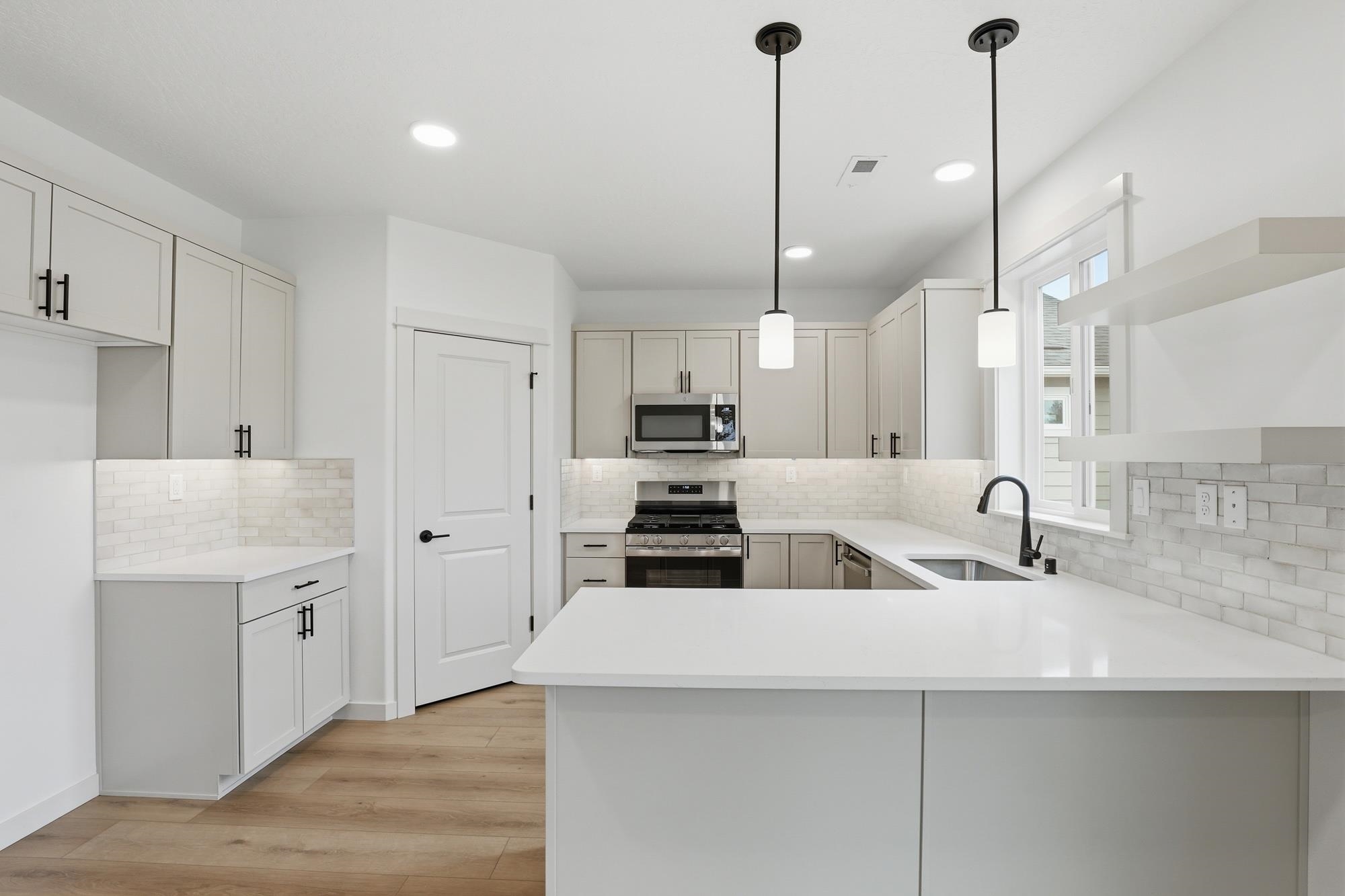 1519 W 68th Ave - Photo 7