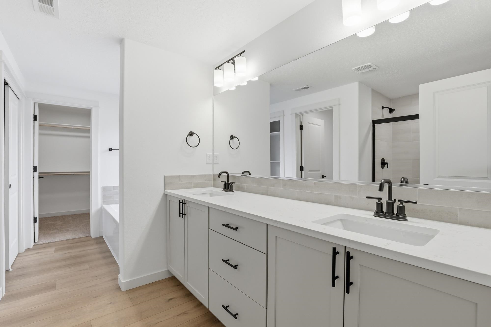 1519 W 68th Ave - Photo 11