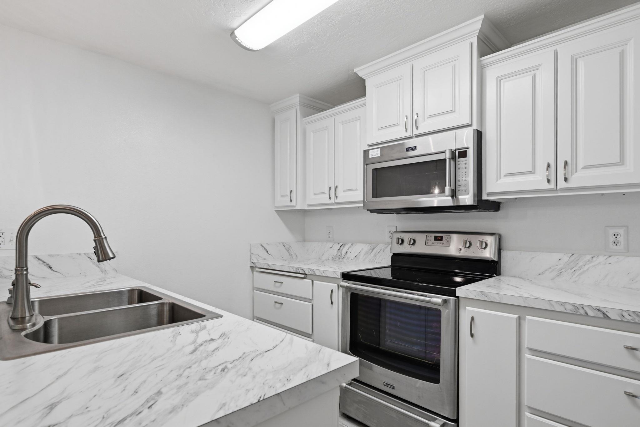 6106 E 6th Ave - Photo 8