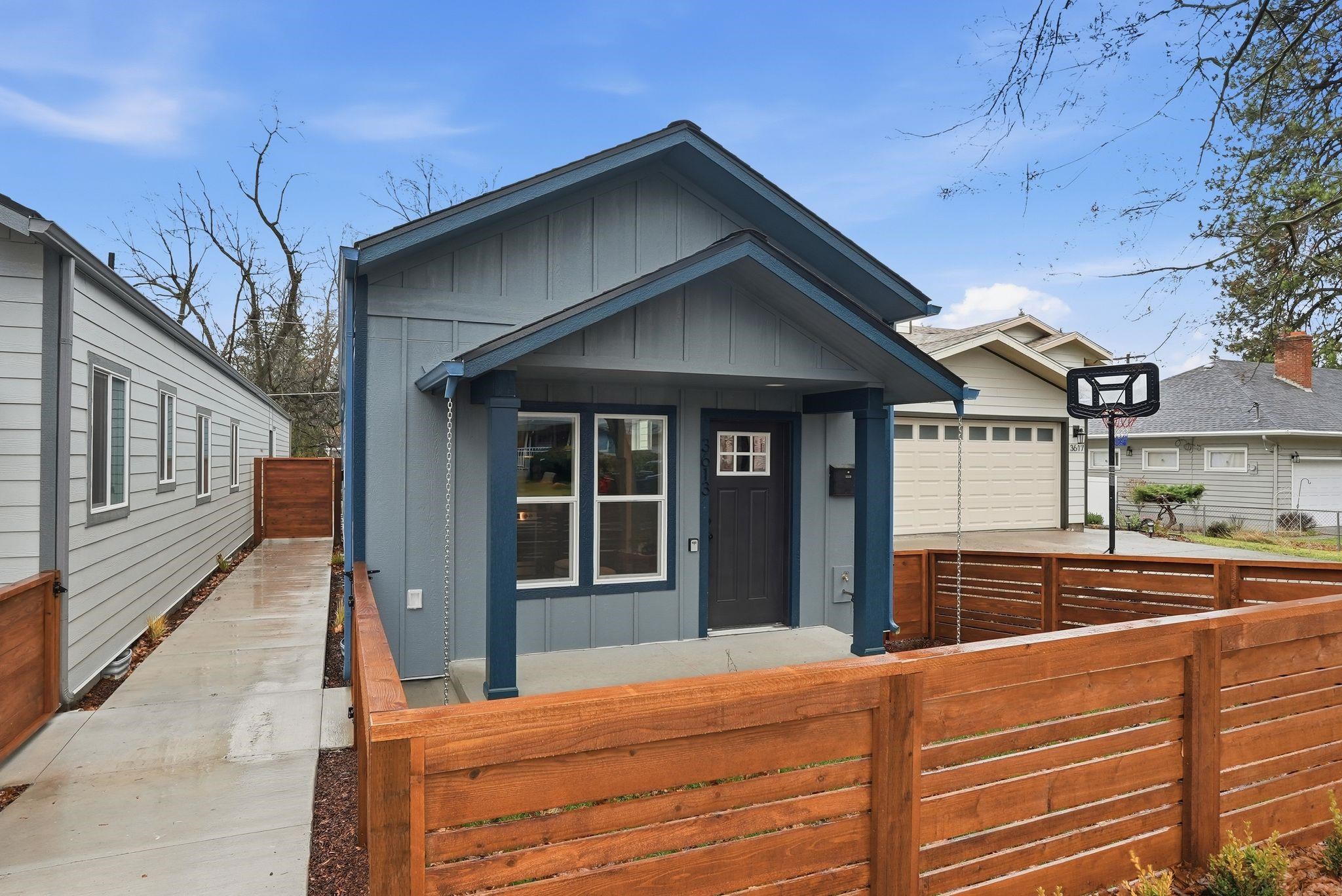 3613 E 8th Ave - Photo 2