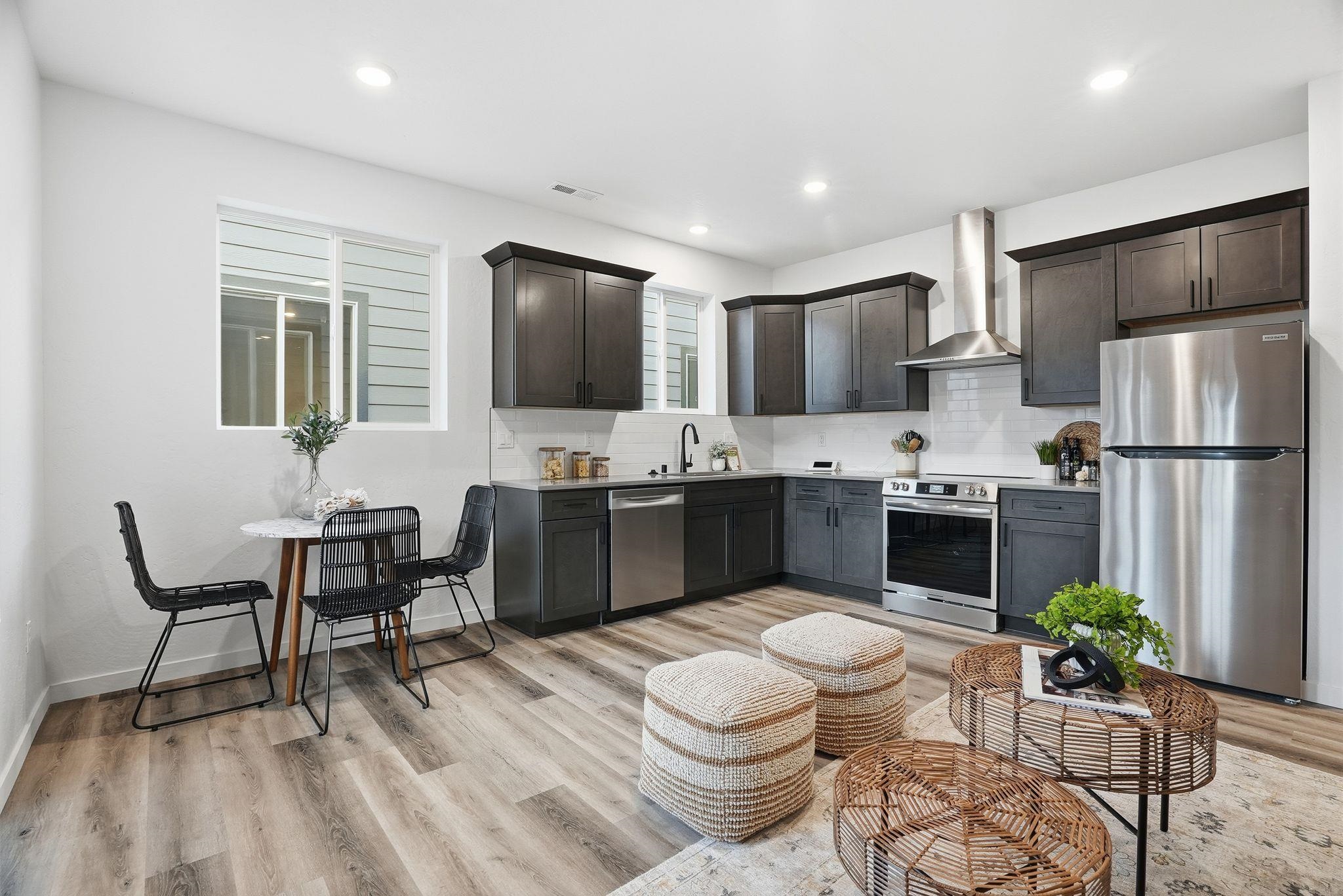 3613 E 8th Ave - Photo 5