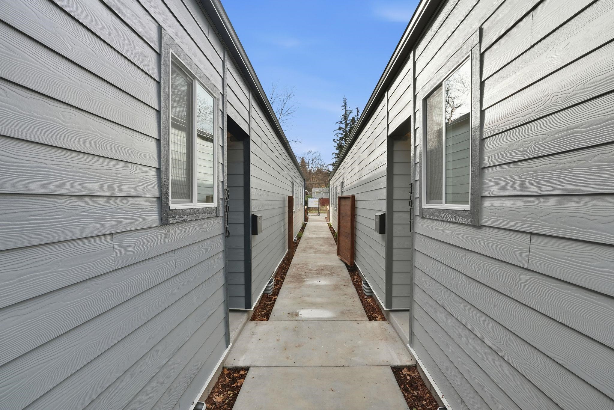 3613 E 8th Ave - Photo 30