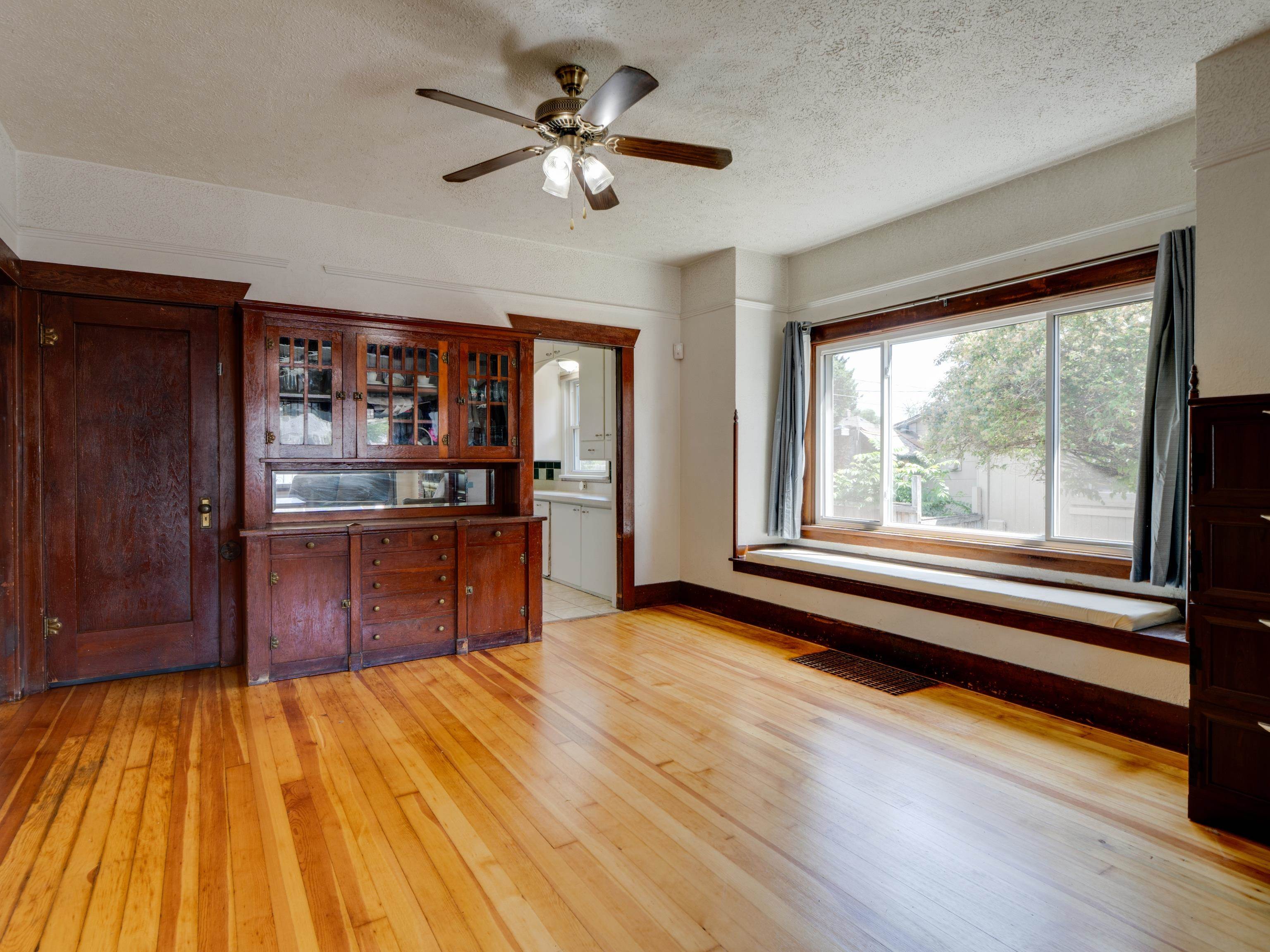 2603 E Queen Ave - Photo 8