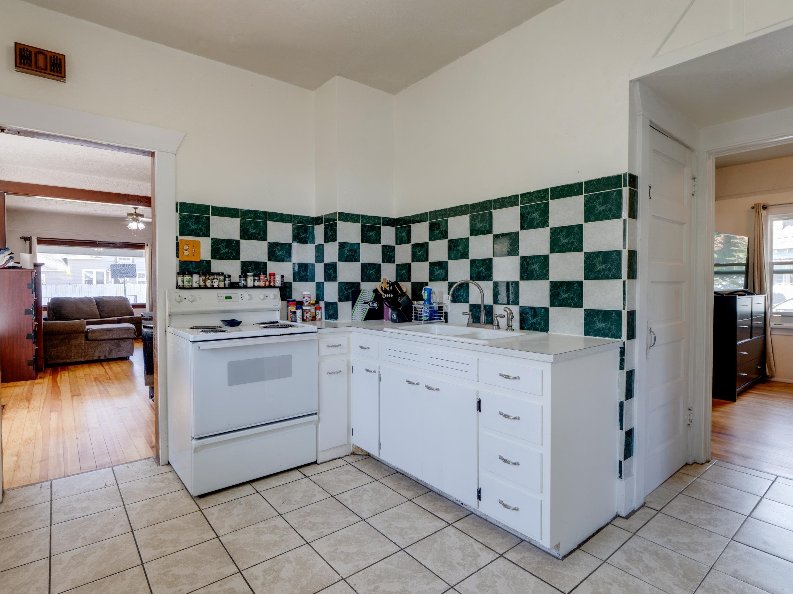 2603 E Queen Ave - Photo 12