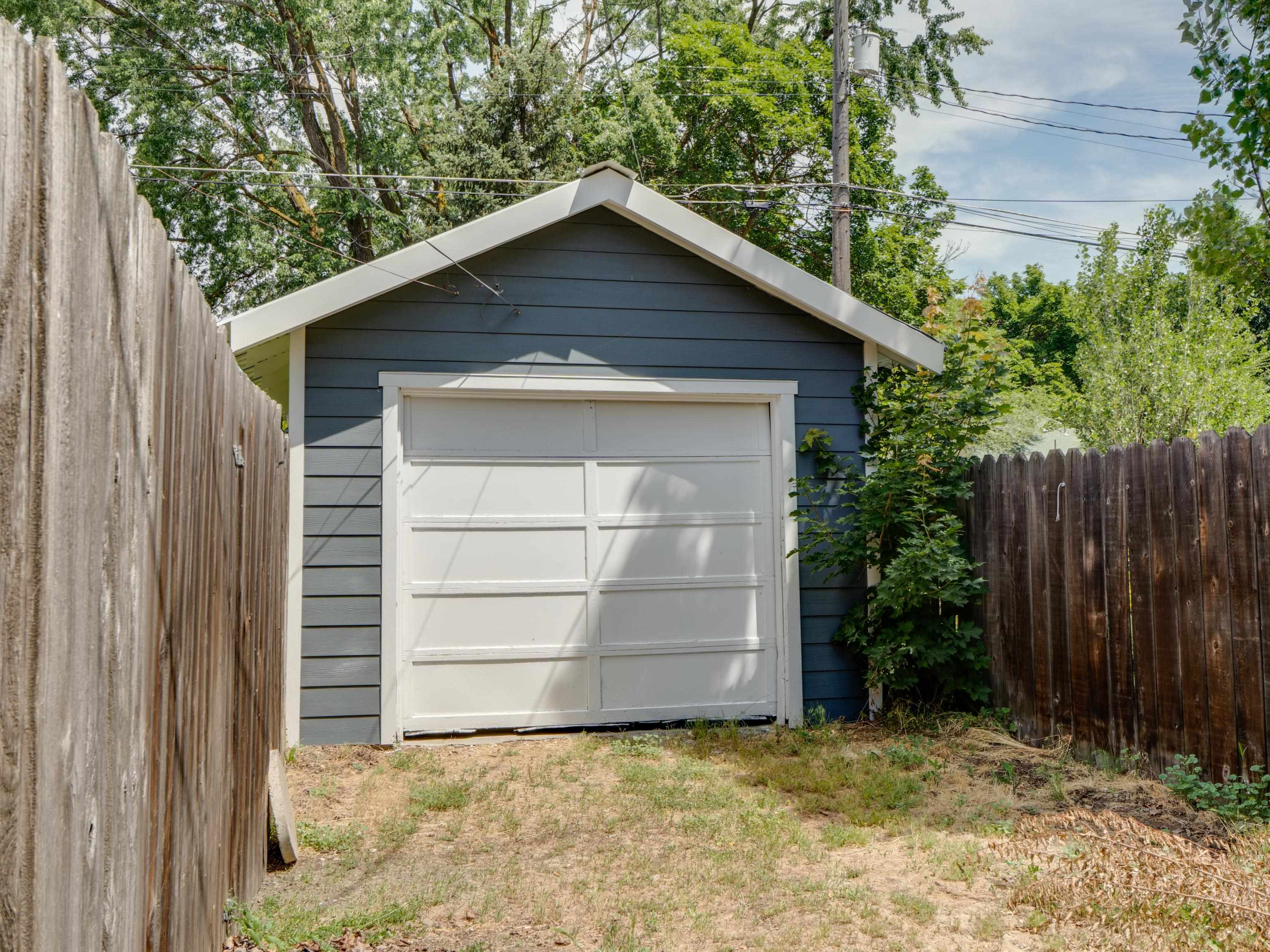 2603 E Queen Ave - Photo 24