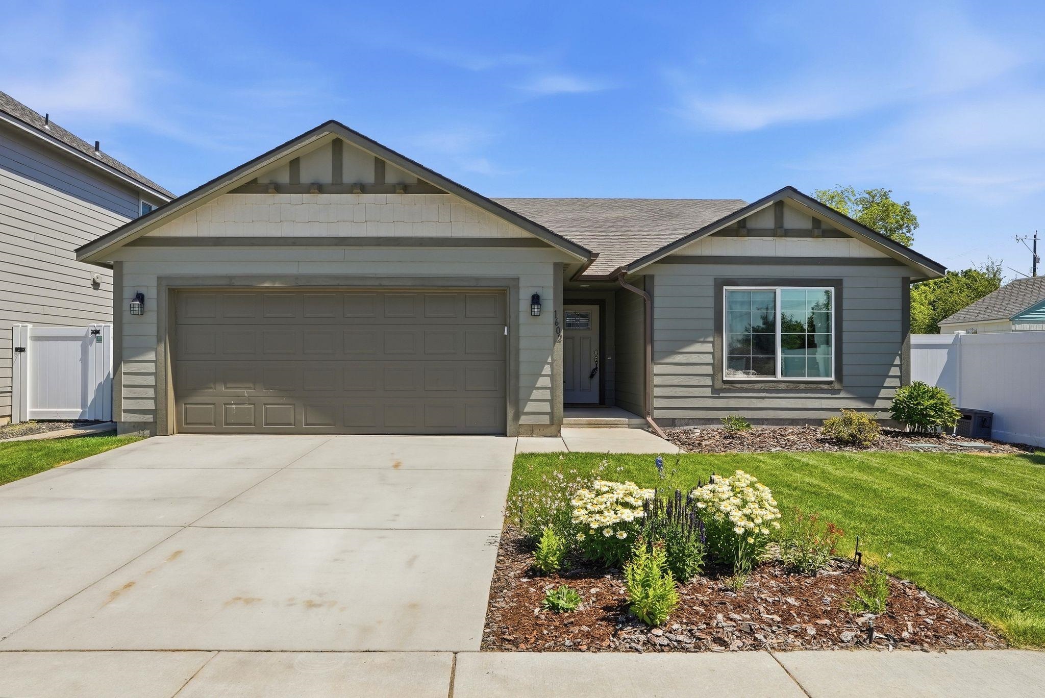 1602 N Arties Rd - Photo 1