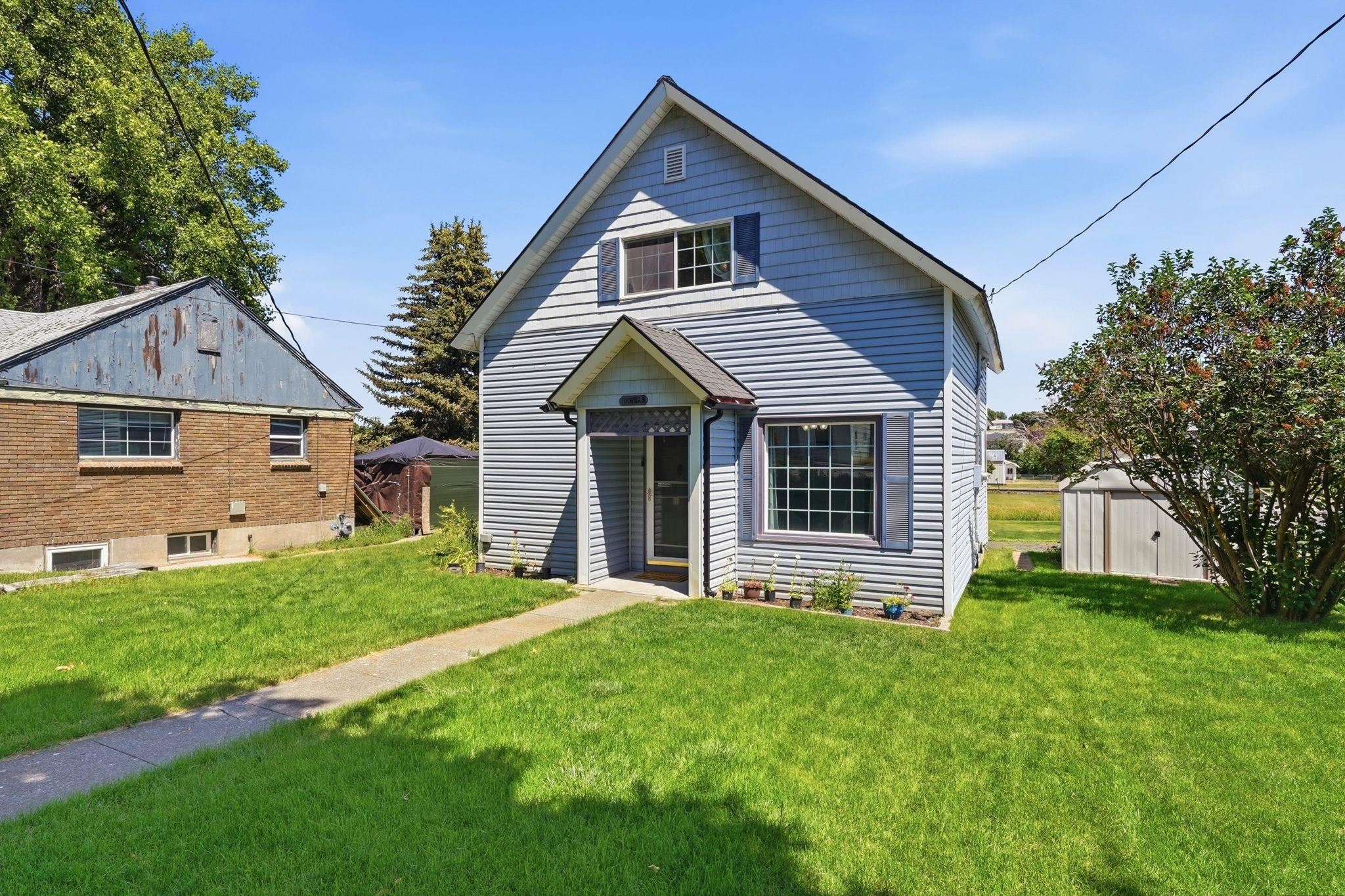 100 N Main St - Photo 2