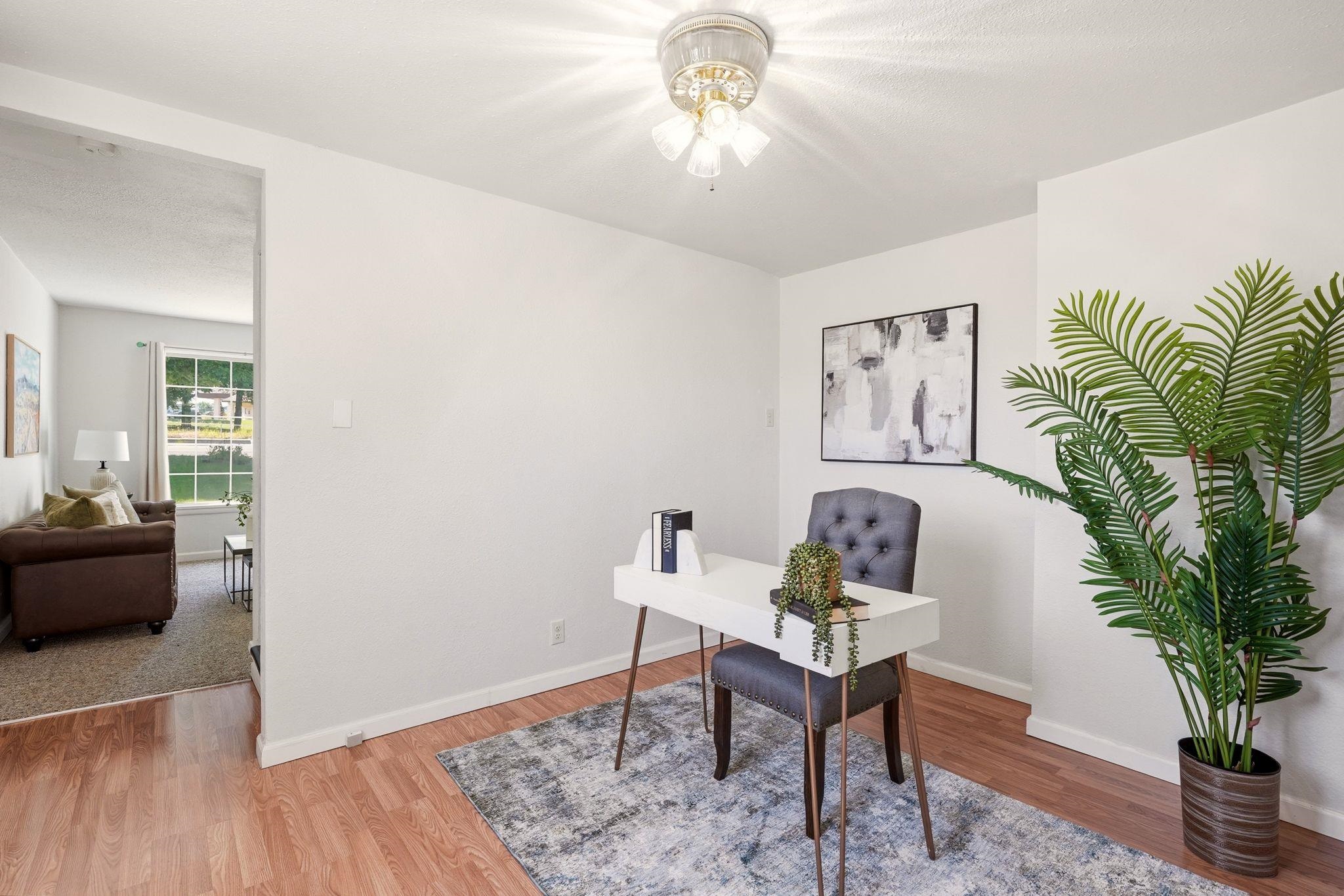 100 N Main St - Photo 14