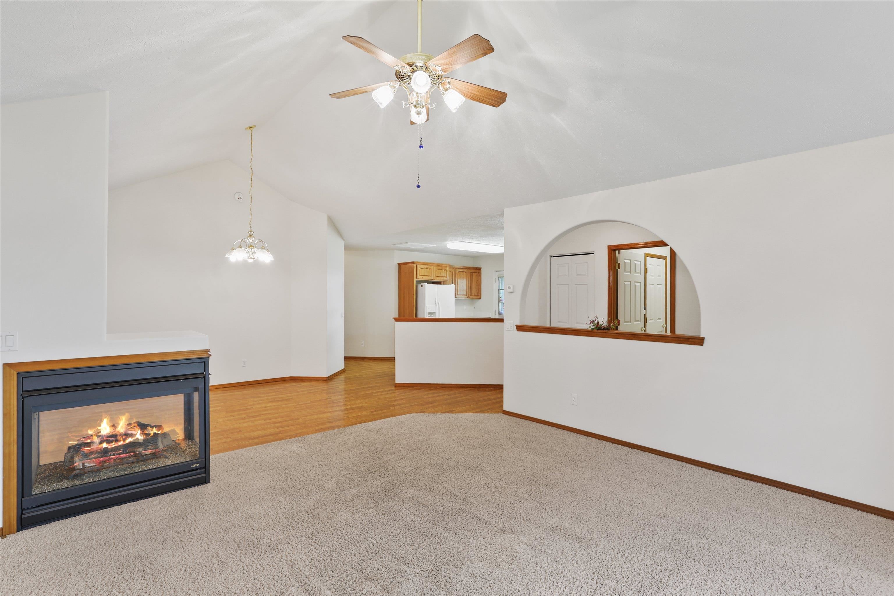 902 N Golden Ct - Photo 12