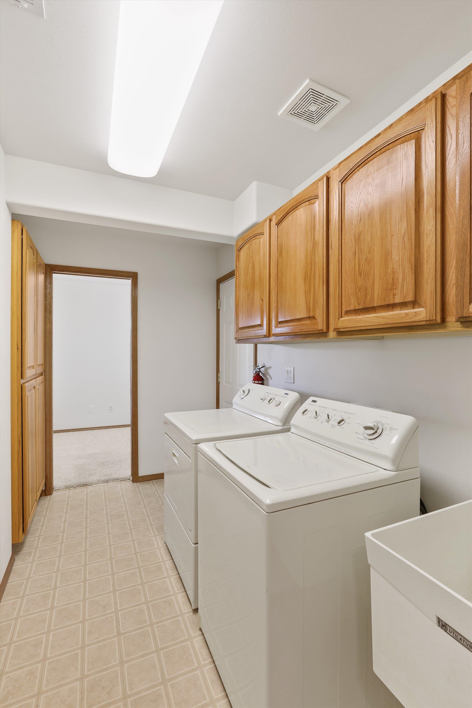 902 N Golden Ct - Photo 18