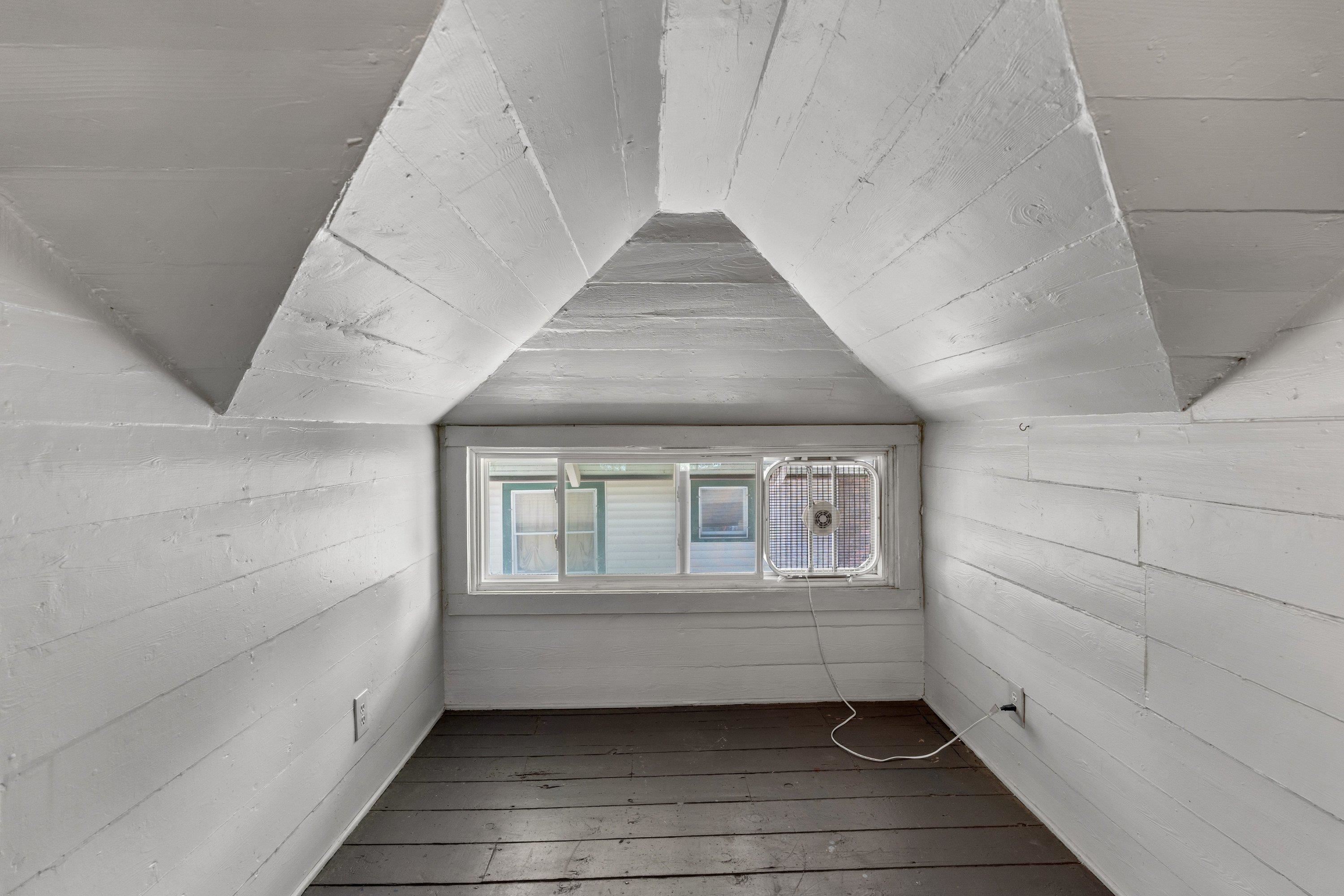 1628 W 8th Ave - Photo 39