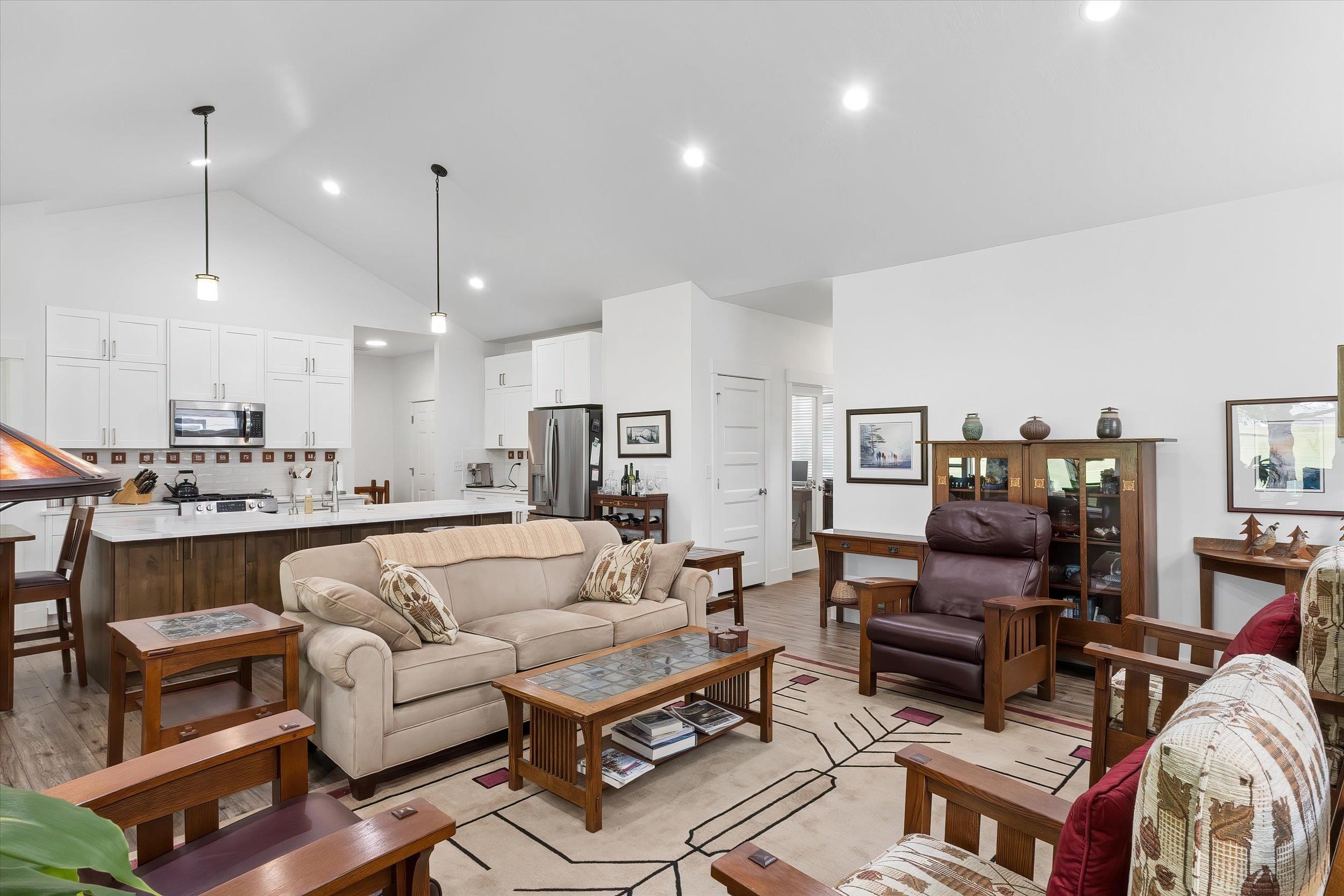1109 N Country Club Dr - Photo 13