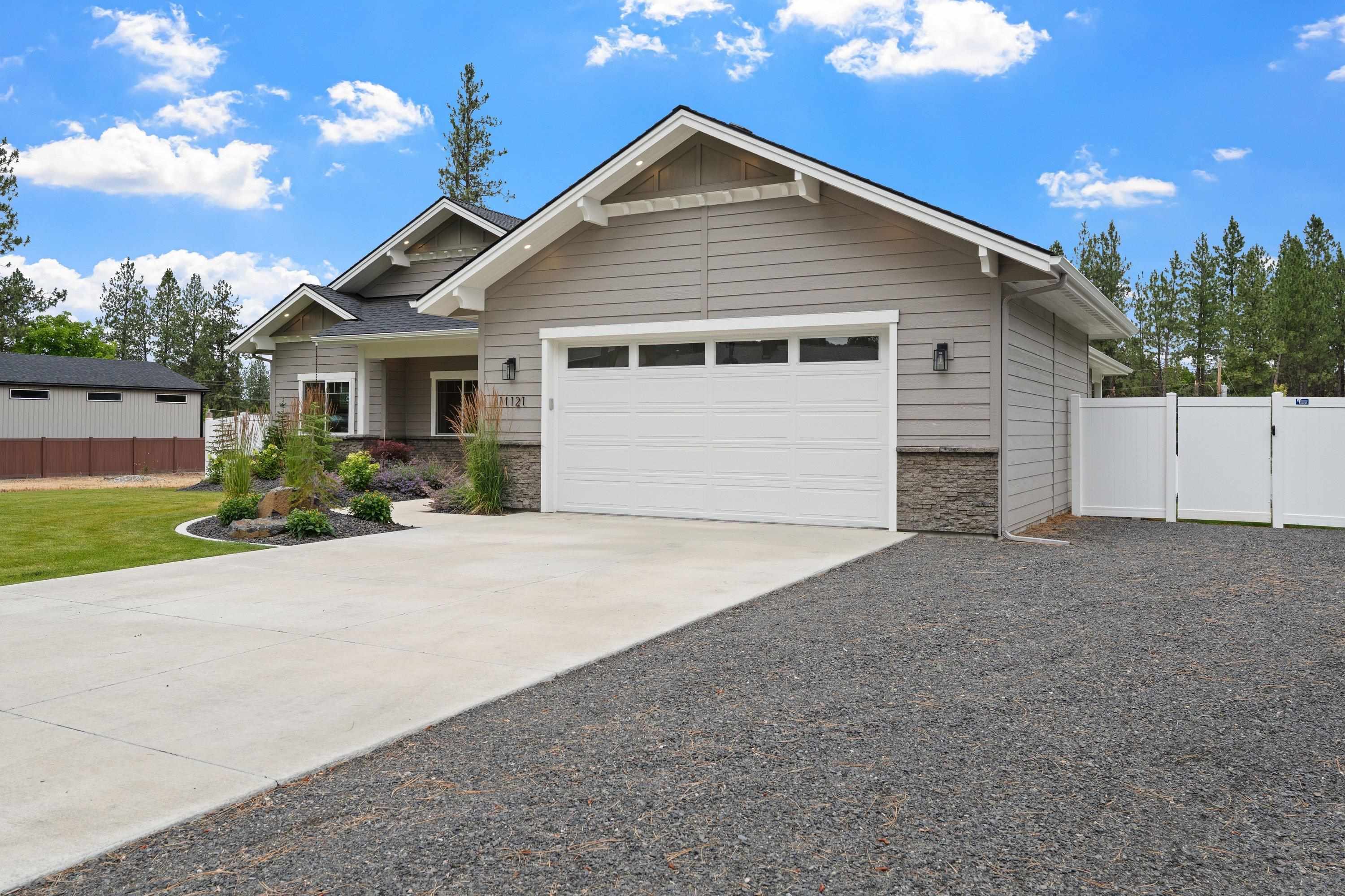 11121 E 28th Ave - Photo 4