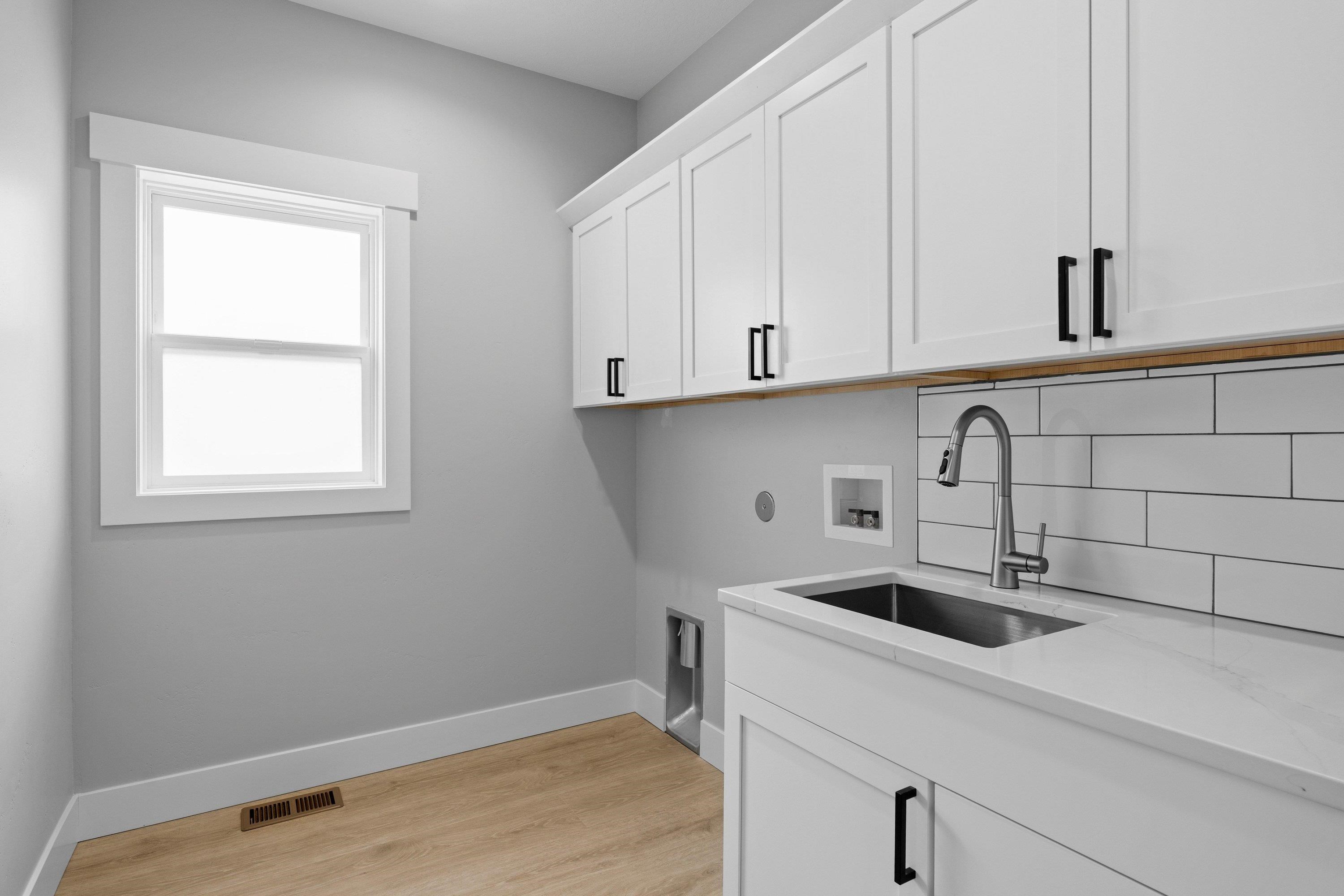 11121 E 28th Ave - Photo 27