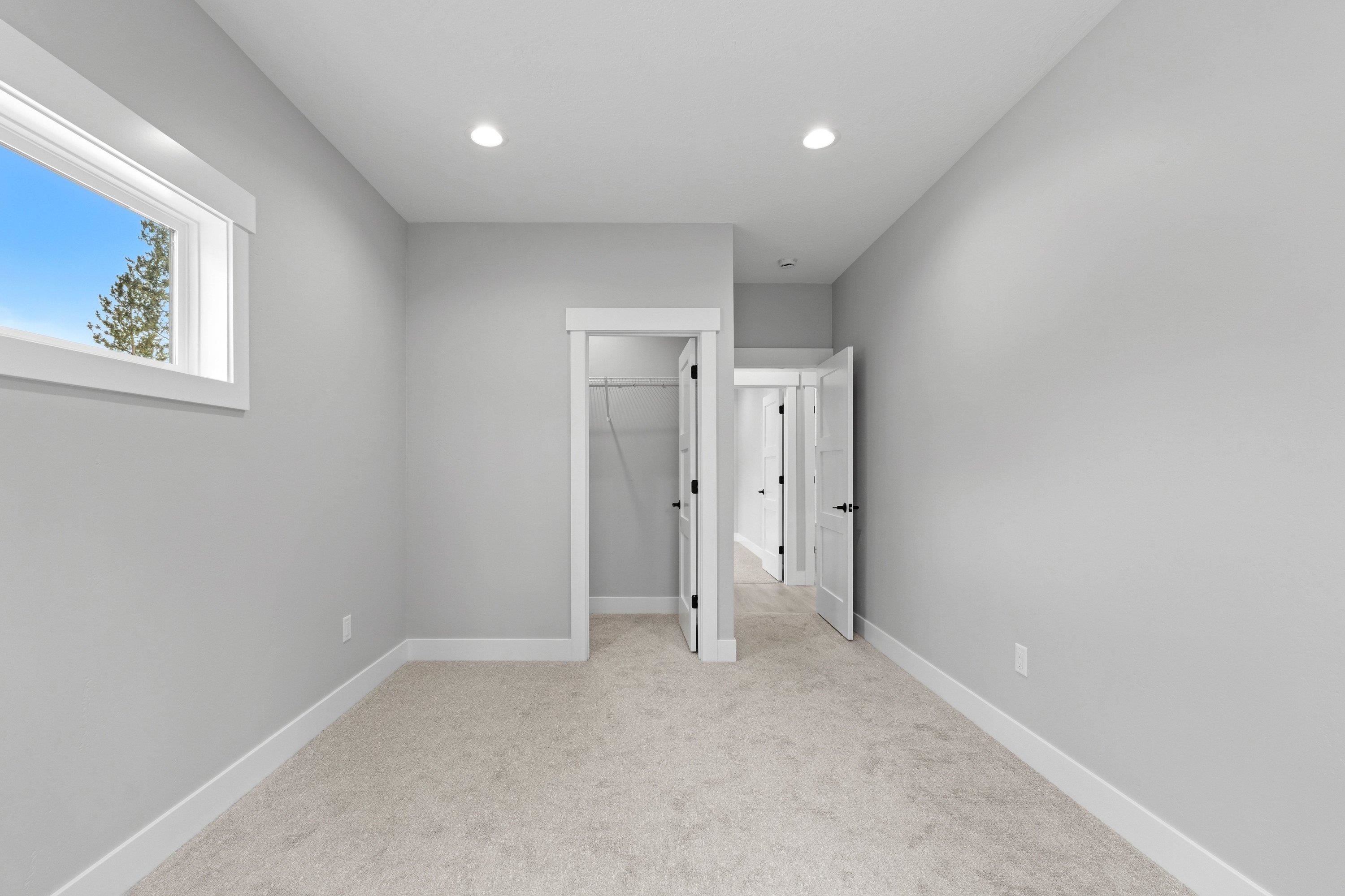 11121 E 28th Ave - Photo 31