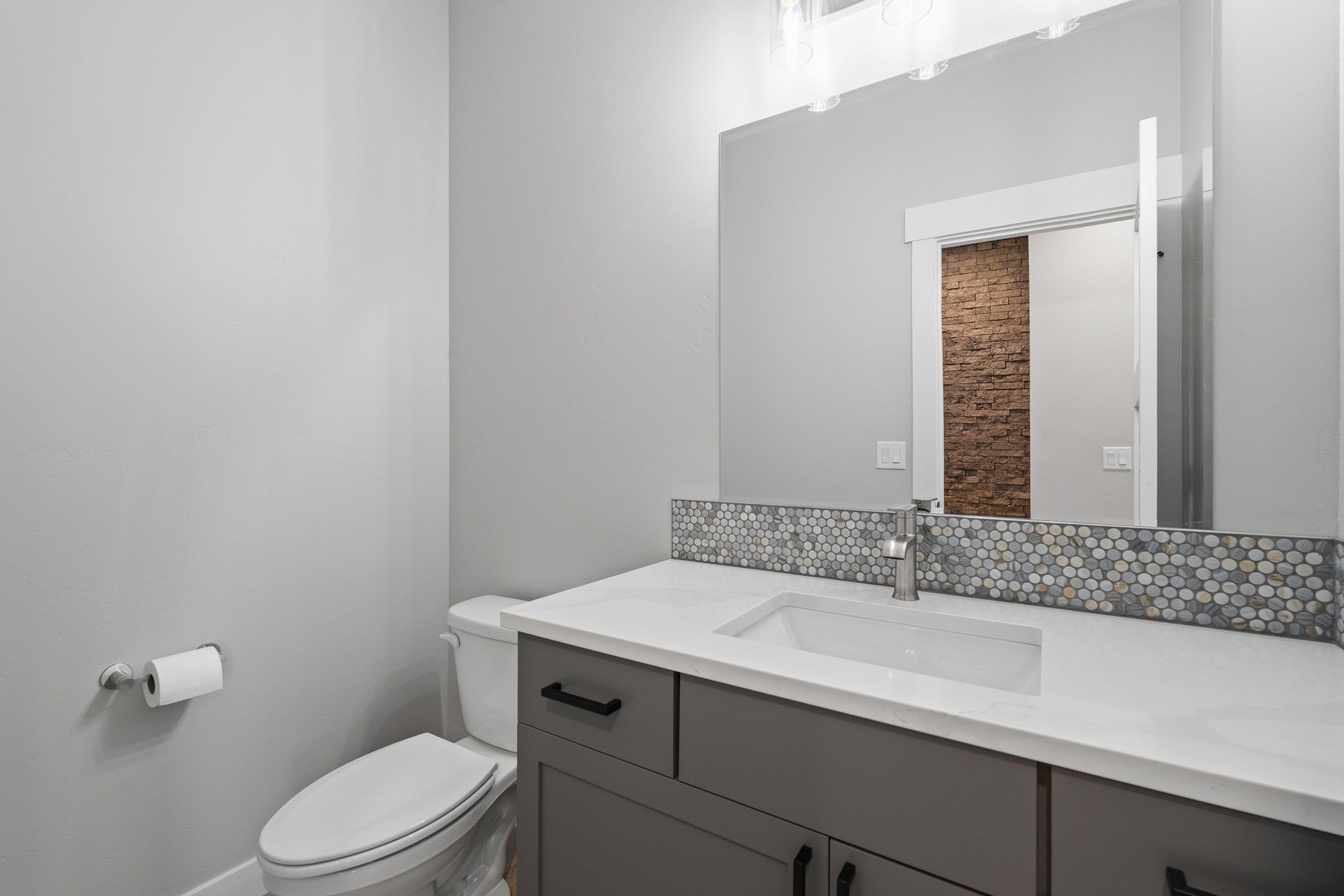 11121 E 28th Ave - Photo 37