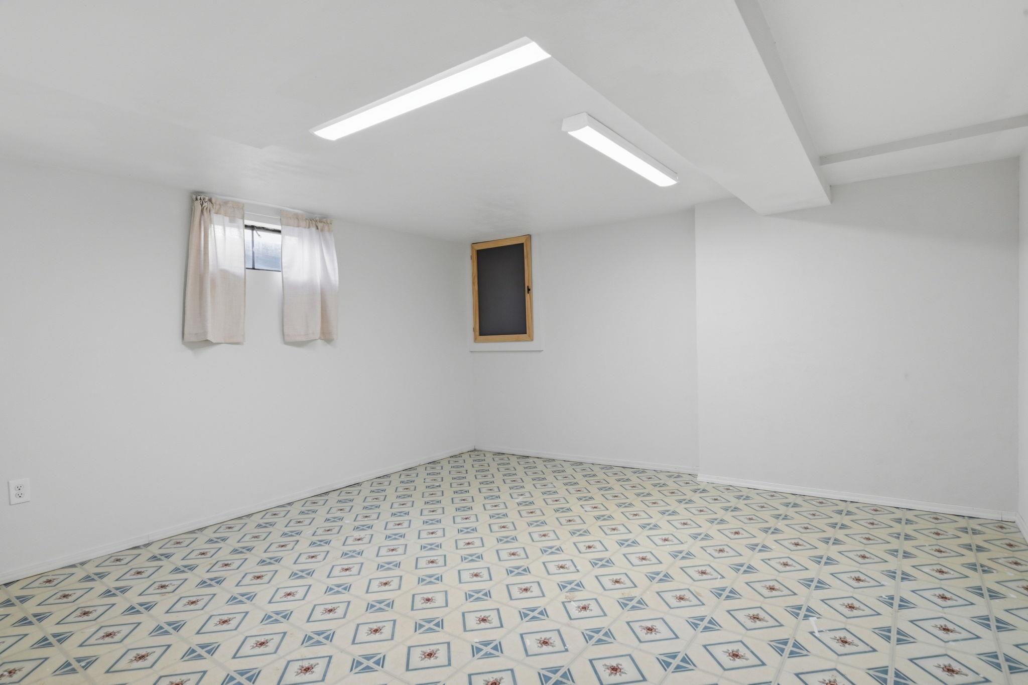 6102 N Washington St - Photo 22