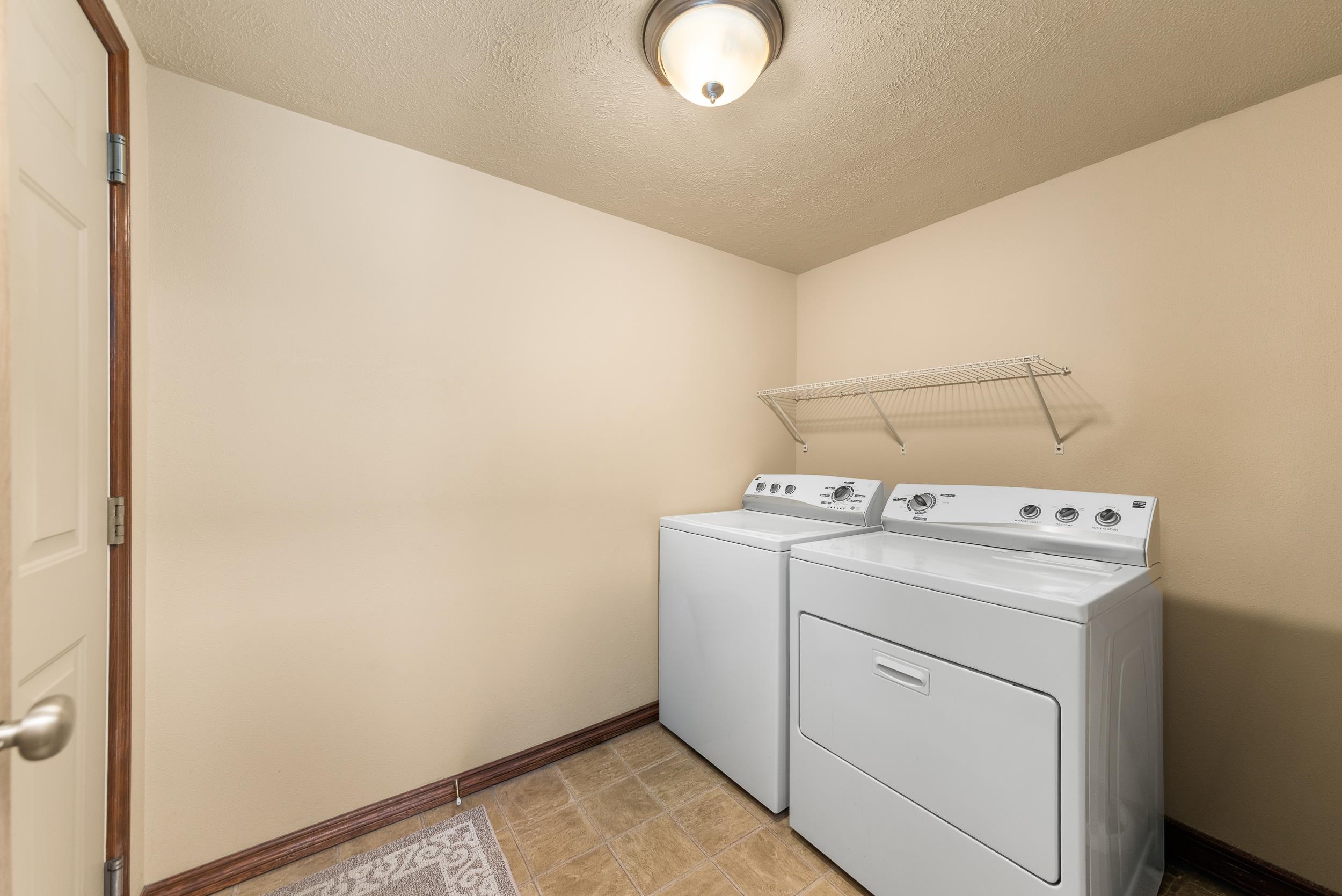 9602 E Hoffman Ln - Photo 16