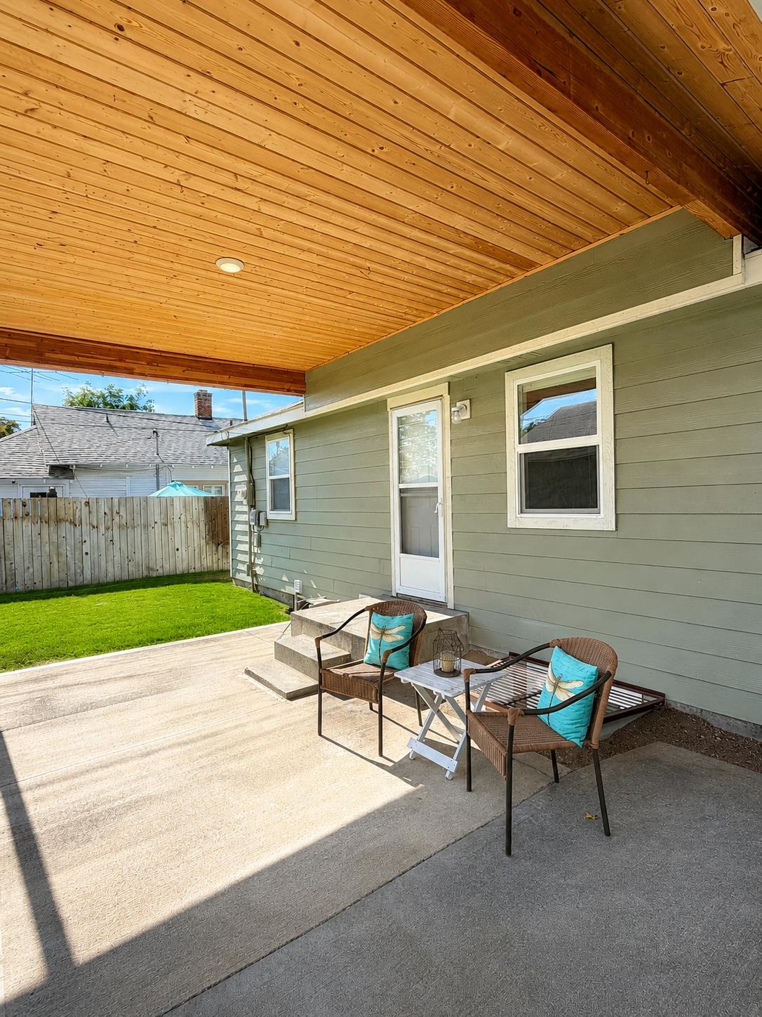 1407 W Kiernan Ave - Photo 28