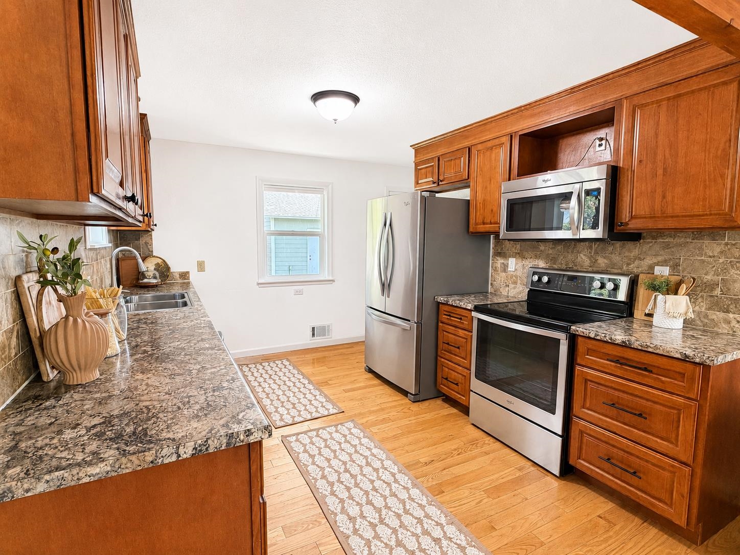 1407 W Kiernan Ave - Photo 12