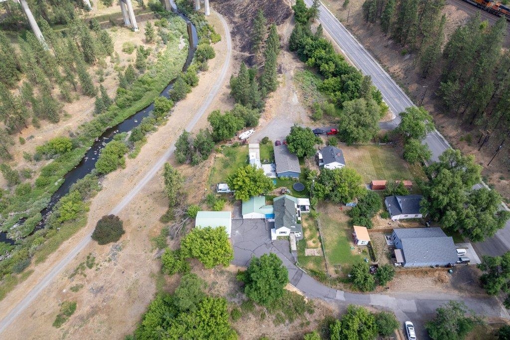 2218 W 10TH Ave - Photo 3
