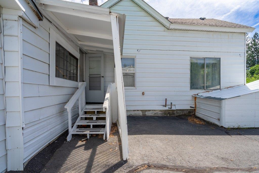 2218 W 10TH Ave - Photo 8