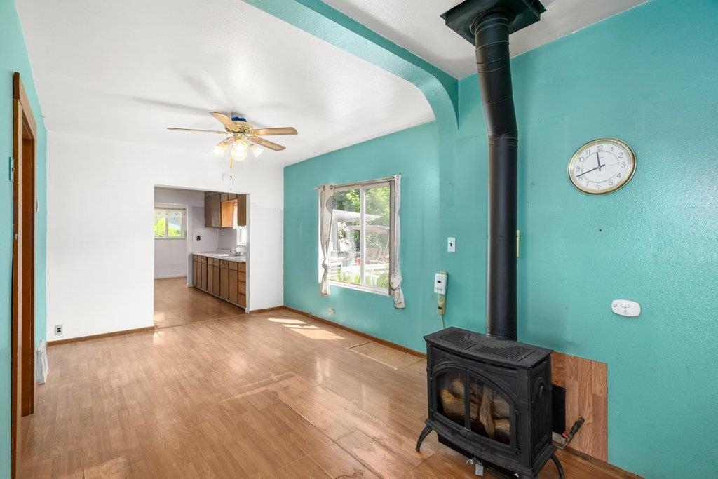 2218 W 10TH Ave - Photo 11