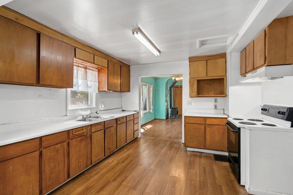 2218 W 10TH Ave - Photo 16