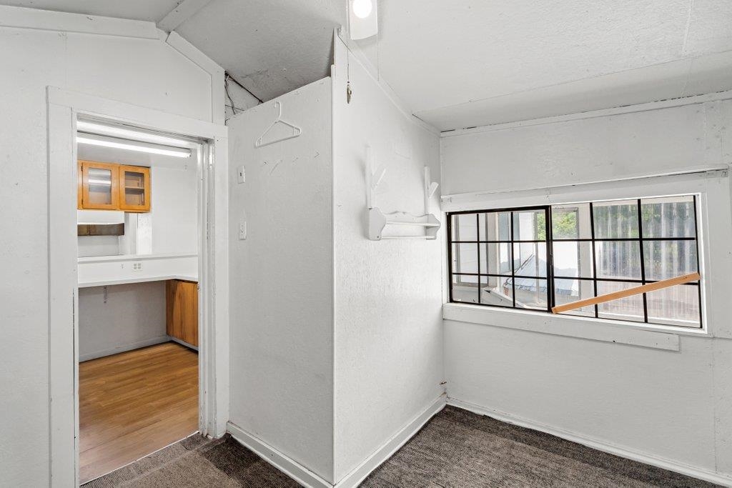 2218 W 10TH Ave - Photo 20